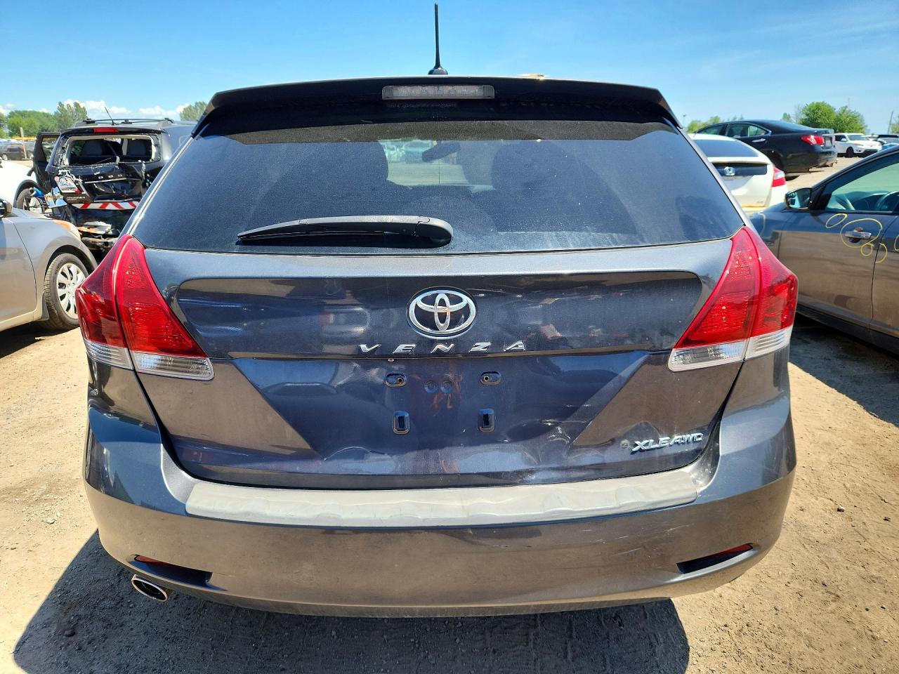 2014 Toyota Venza Le Серебряный vin: 4T3BK3BB9EU108901