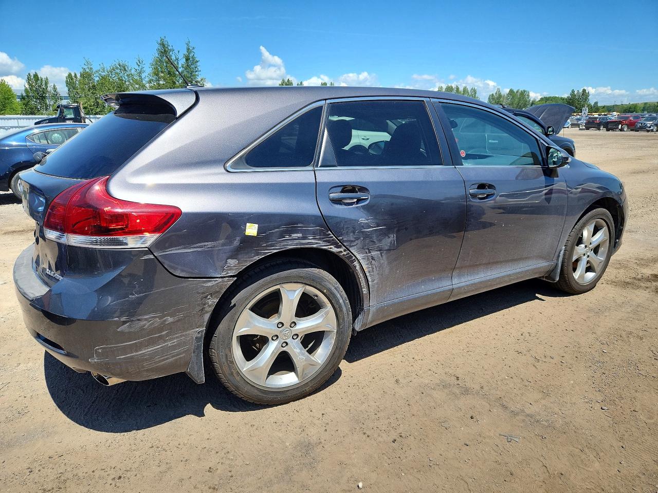 2014 Toyota Venza Le Серебряный vin: 4T3BK3BB9EU108901