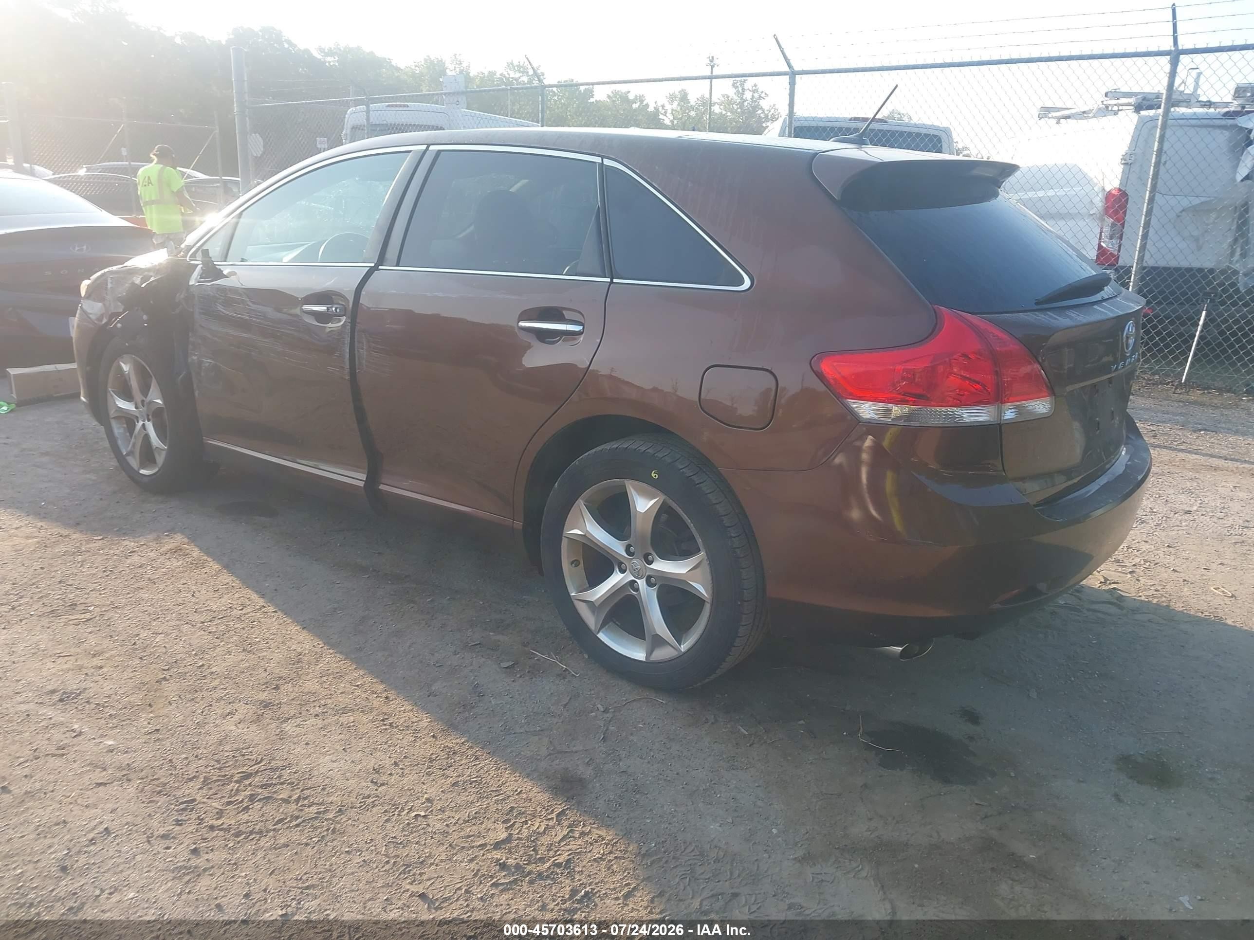 2010 Toyota Venza Base V6 Коричневый vin: 4T3BK3BBXAU043096