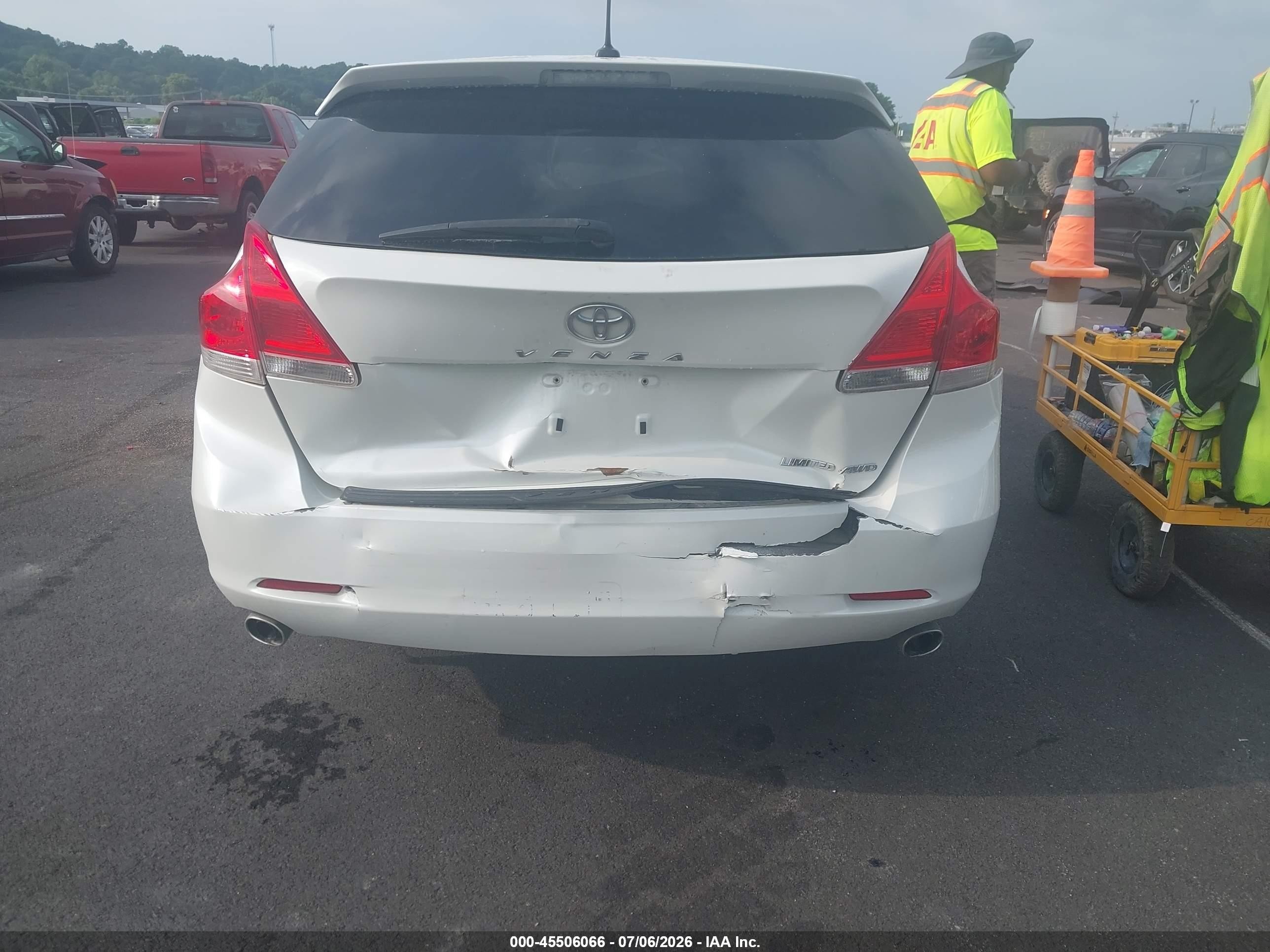 2012 Toyota Venza Limited V6 White vin: 4T3BK3BBXCU067028