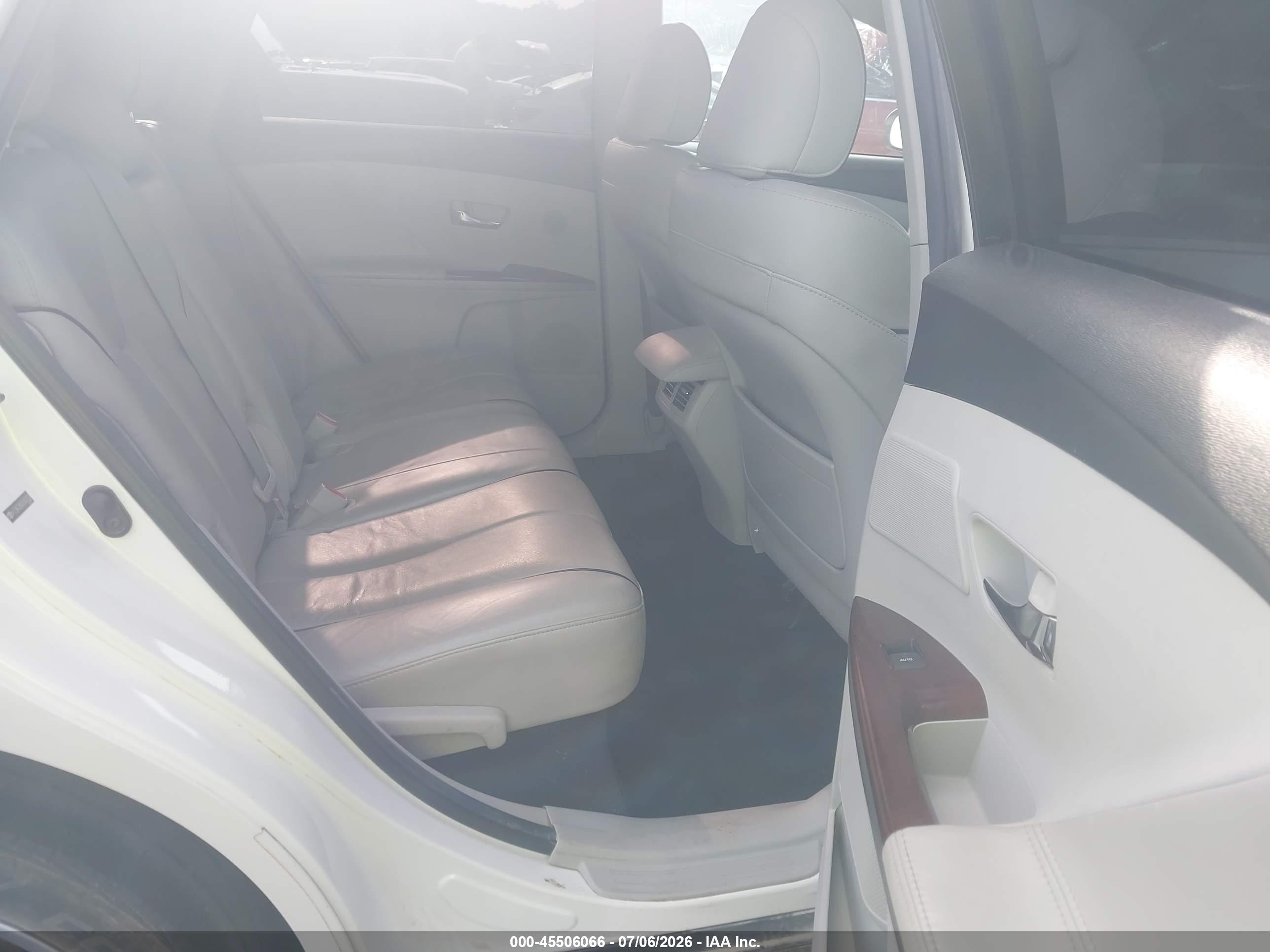 2012 Toyota Venza Limited V6 White vin: 4T3BK3BBXCU067028