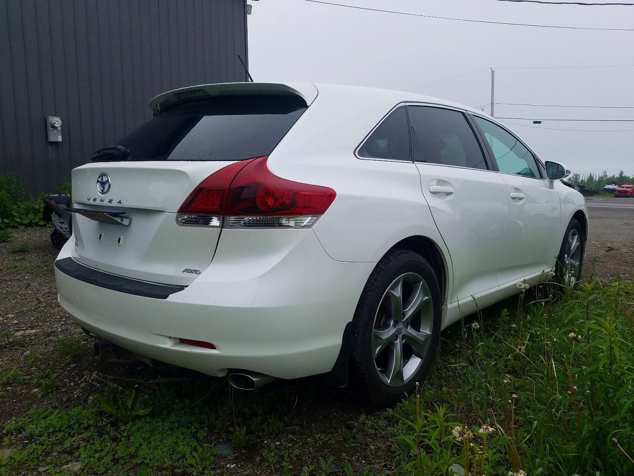 2013 Toyota Venza Le White vin: 4T3BK3BBXDU075485
