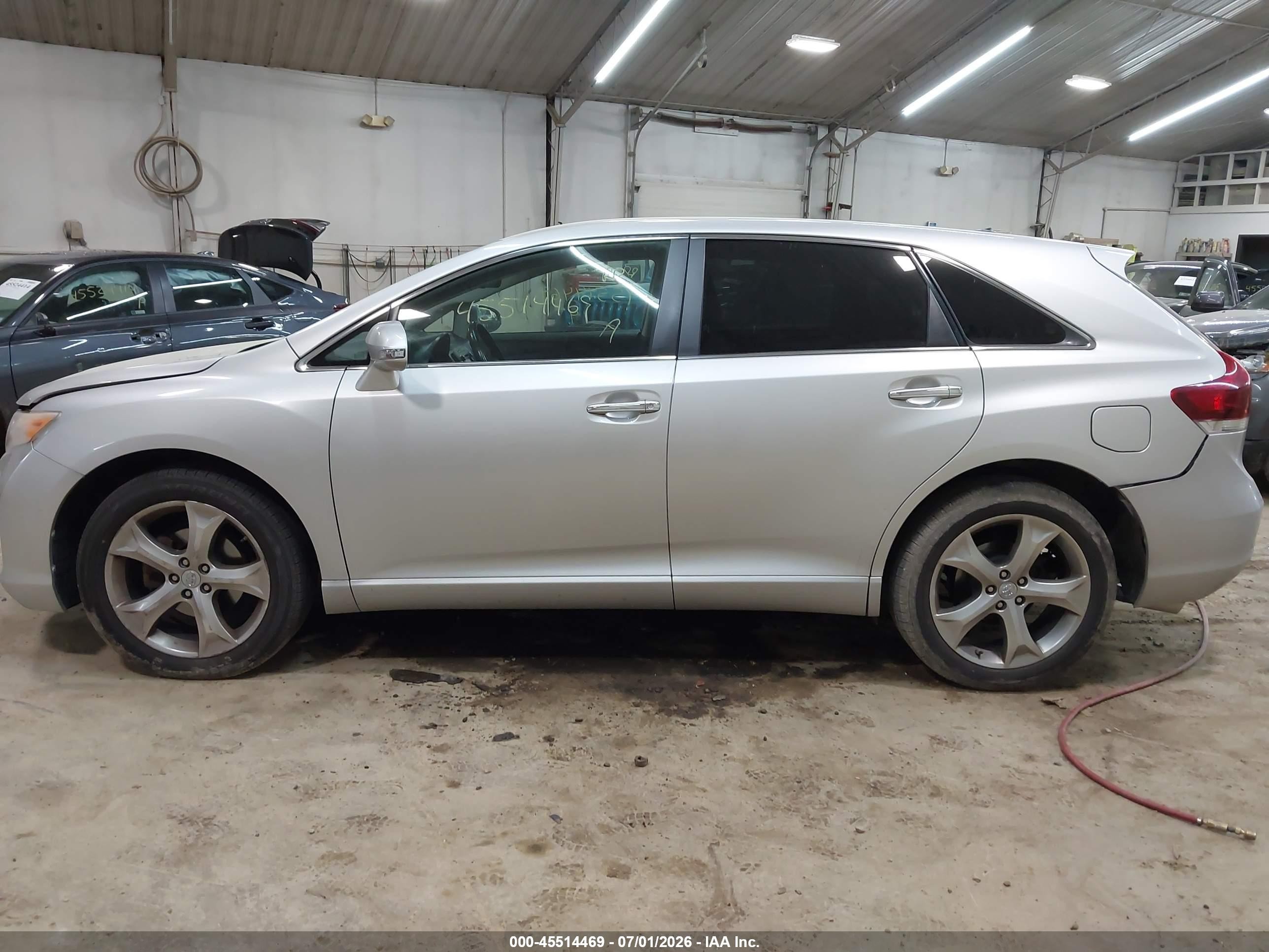 2014 Toyota Venza Xle V6 Silver vin: 4T3BK3BBXEU099366