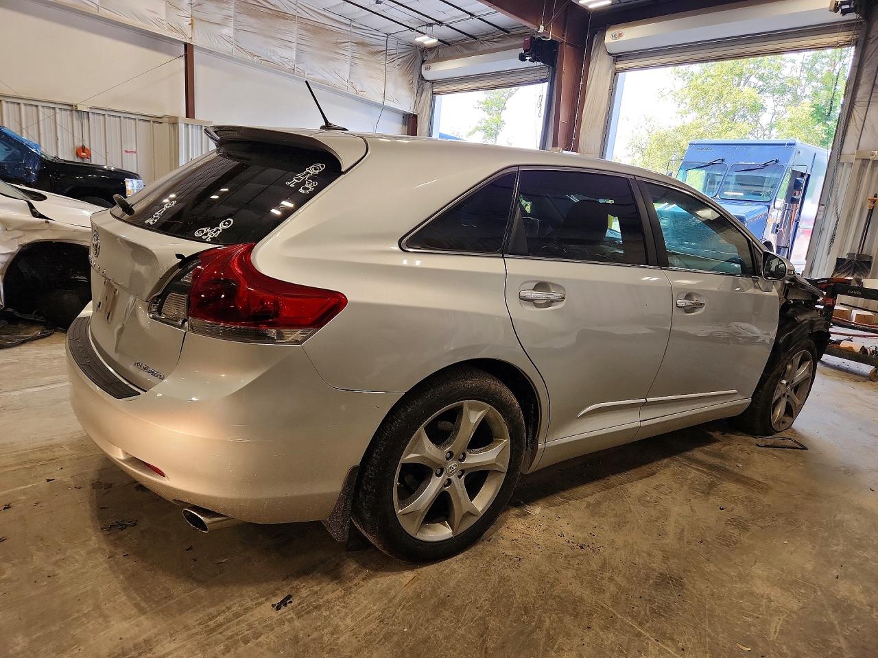 2014 Toyota Venza Xle Silver vin: 4T3BK3BBXEU105196