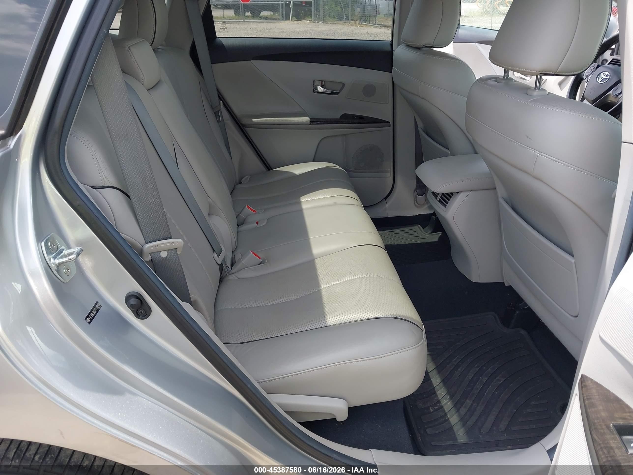 2015 Toyota Venza Xle V6 Silver vin: 4T3BK3BBXFU118984
