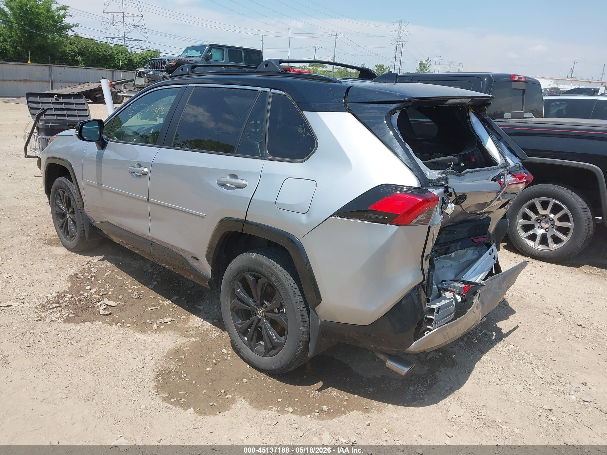 2024 Toyota Rav4 Hybrid Xse Silver vin: 4T3E6RFV2RU163222