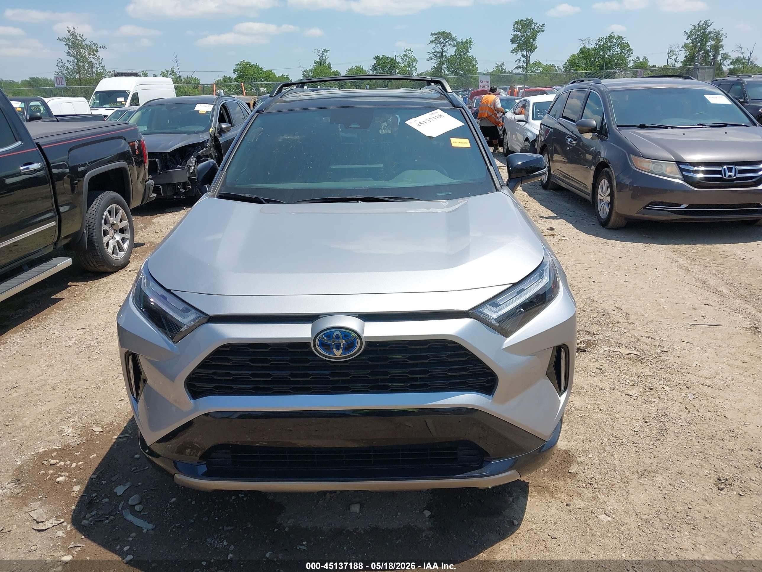 2024 Toyota Rav4 Hybrid Xse Silver vin: 4T3E6RFV2RU163222