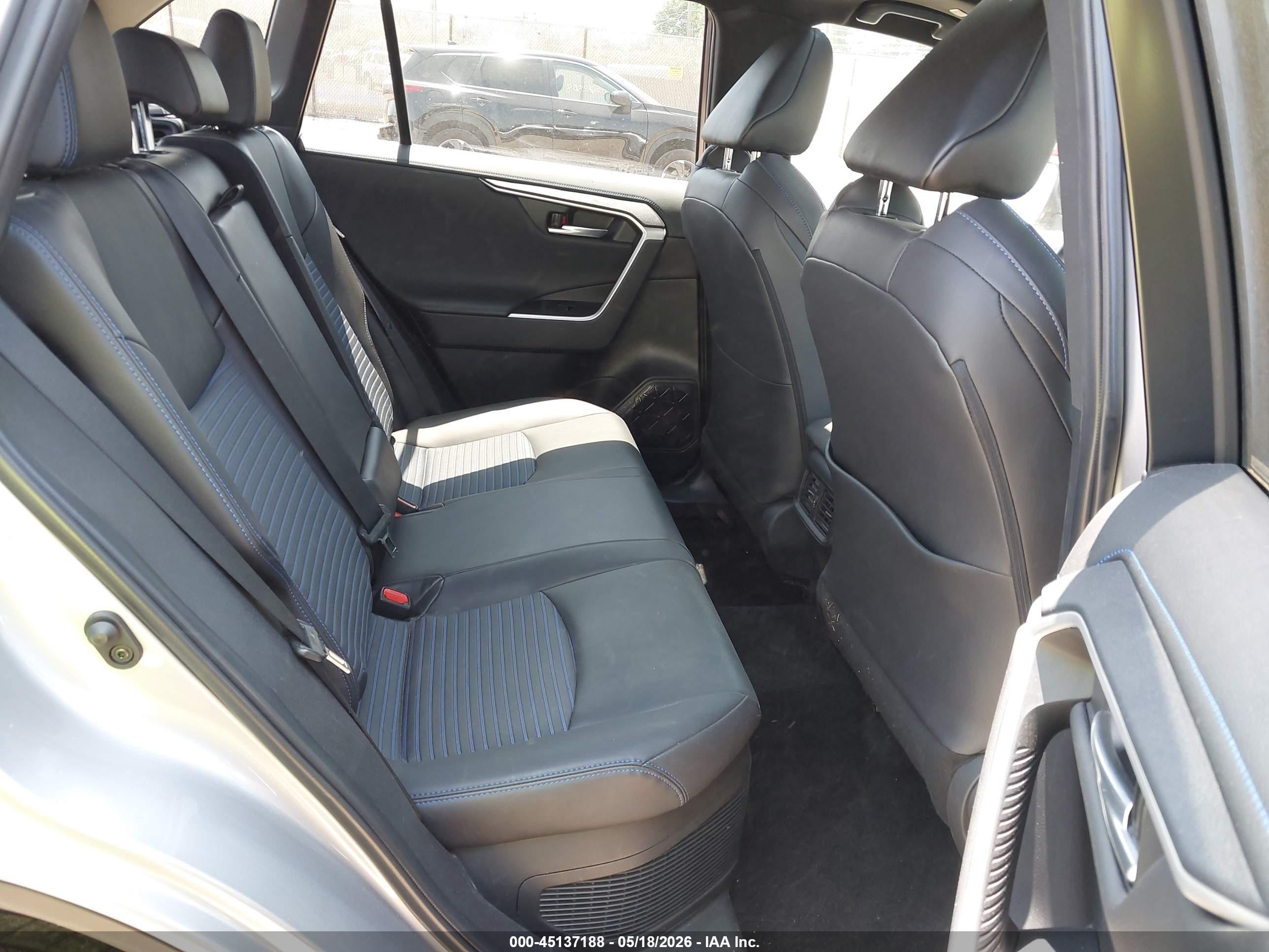 2024 Toyota Rav4 Hybrid Xse Silver vin: 4T3E6RFV2RU163222