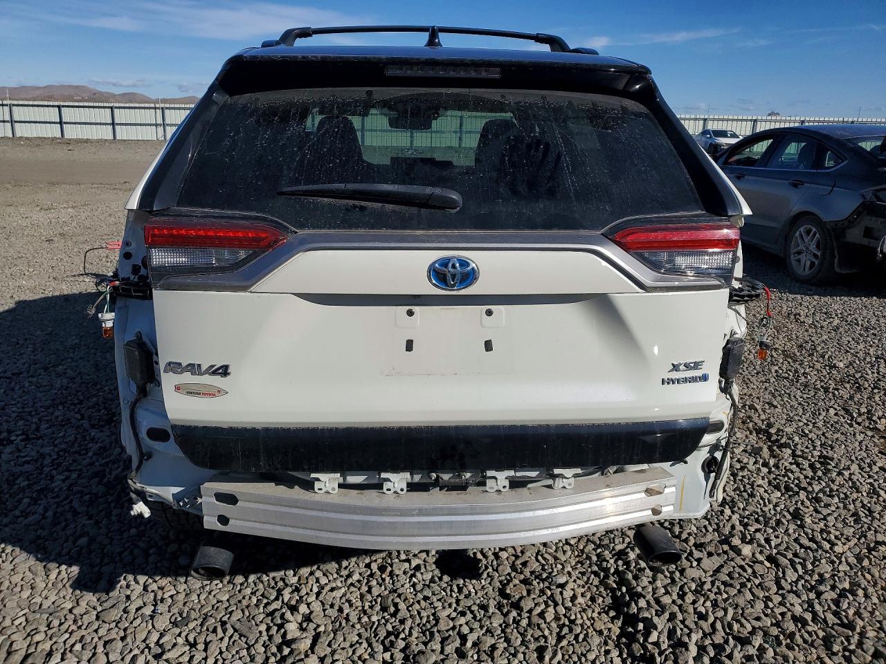 2022 Toyota Rav4 Xse White vin: 4T3E6RFV5NU069748