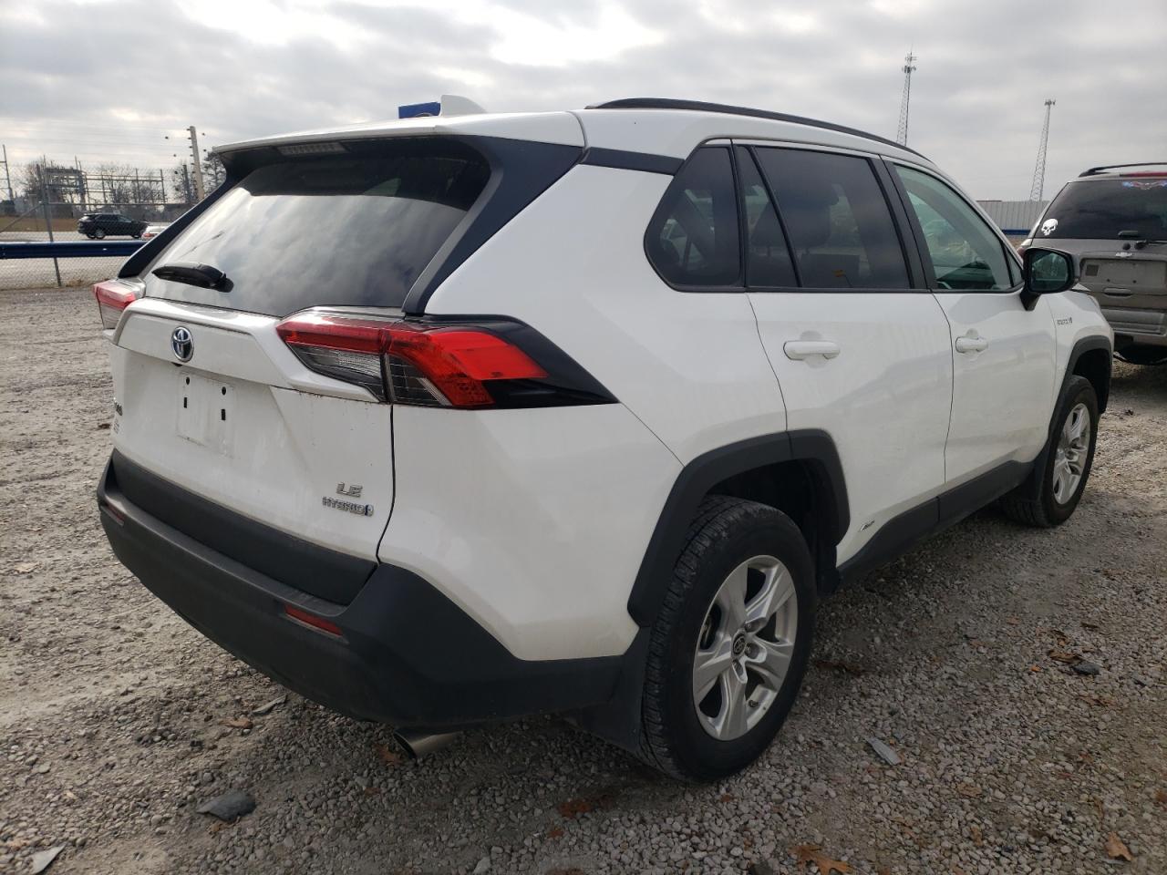 2021 Toyota Rav4 Le White vin: 4T3LWRFV4MU013239