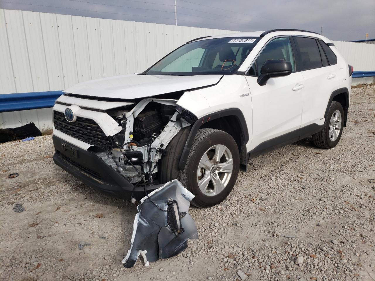 2021 Toyota Rav4 Le White vin: 4T3LWRFV4MU013239