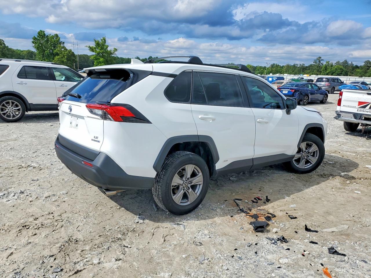 2024 Toyota Rav4 Le White vin: 4T3LWRFV4RU112599