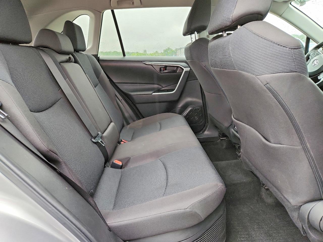 2023 Toyota Rav4 Le Silver vin: 4T3MWRFV3PU095327