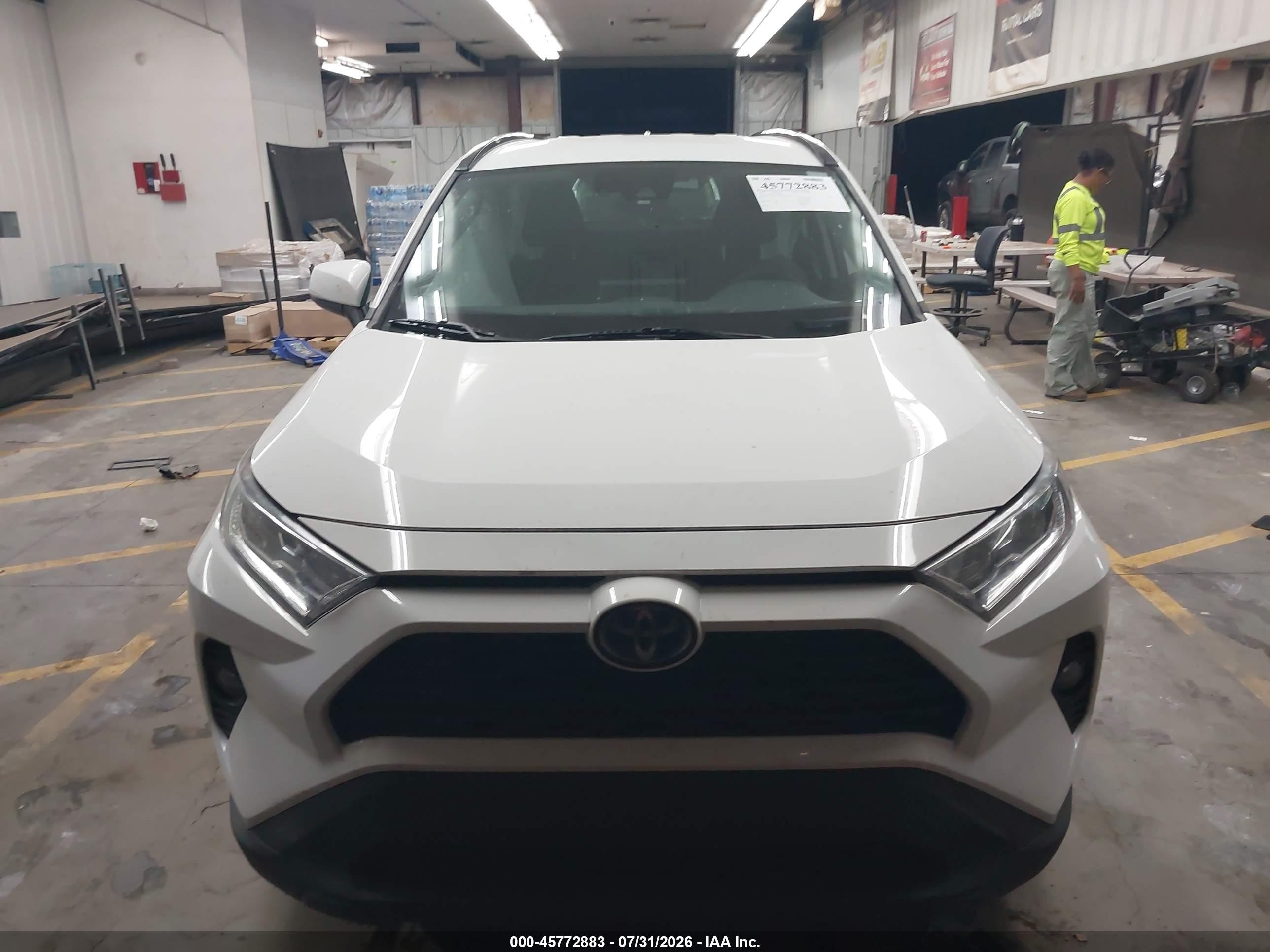 2020 Toyota Rav4 Hybrid Xle White vin: 4T3R6RFV0LU003476