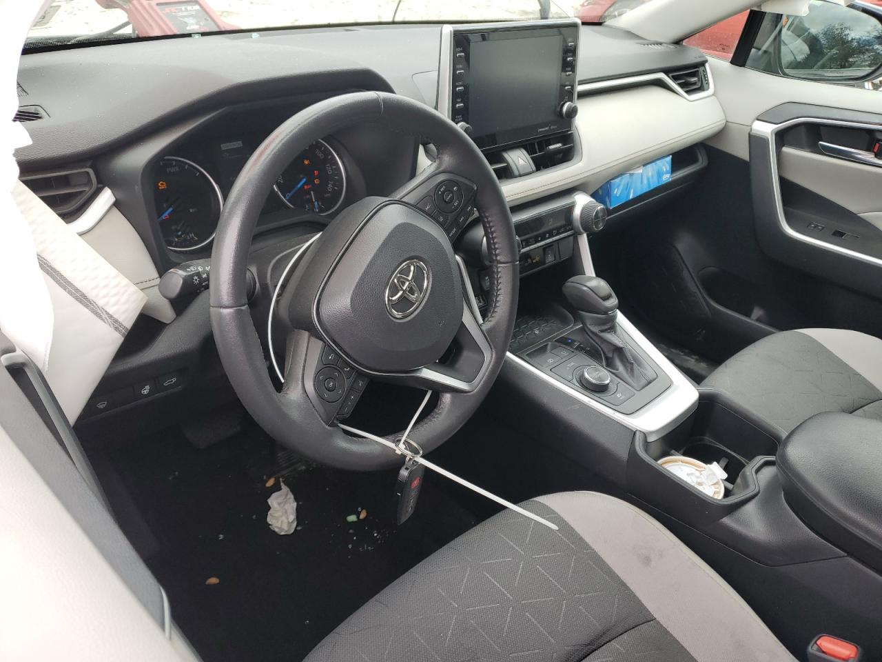 2022 Toyota Rav4 Xle Silver vin: 4T3RWRFV2NU063553