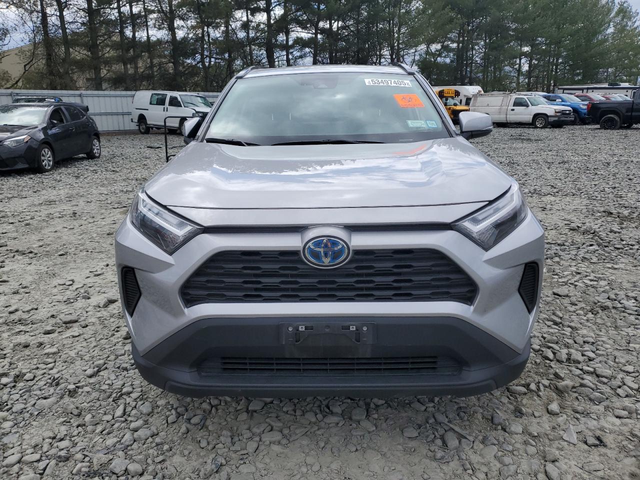 2022 Toyota Rav4 Xle Silver vin: 4T3RWRFV2NU063553