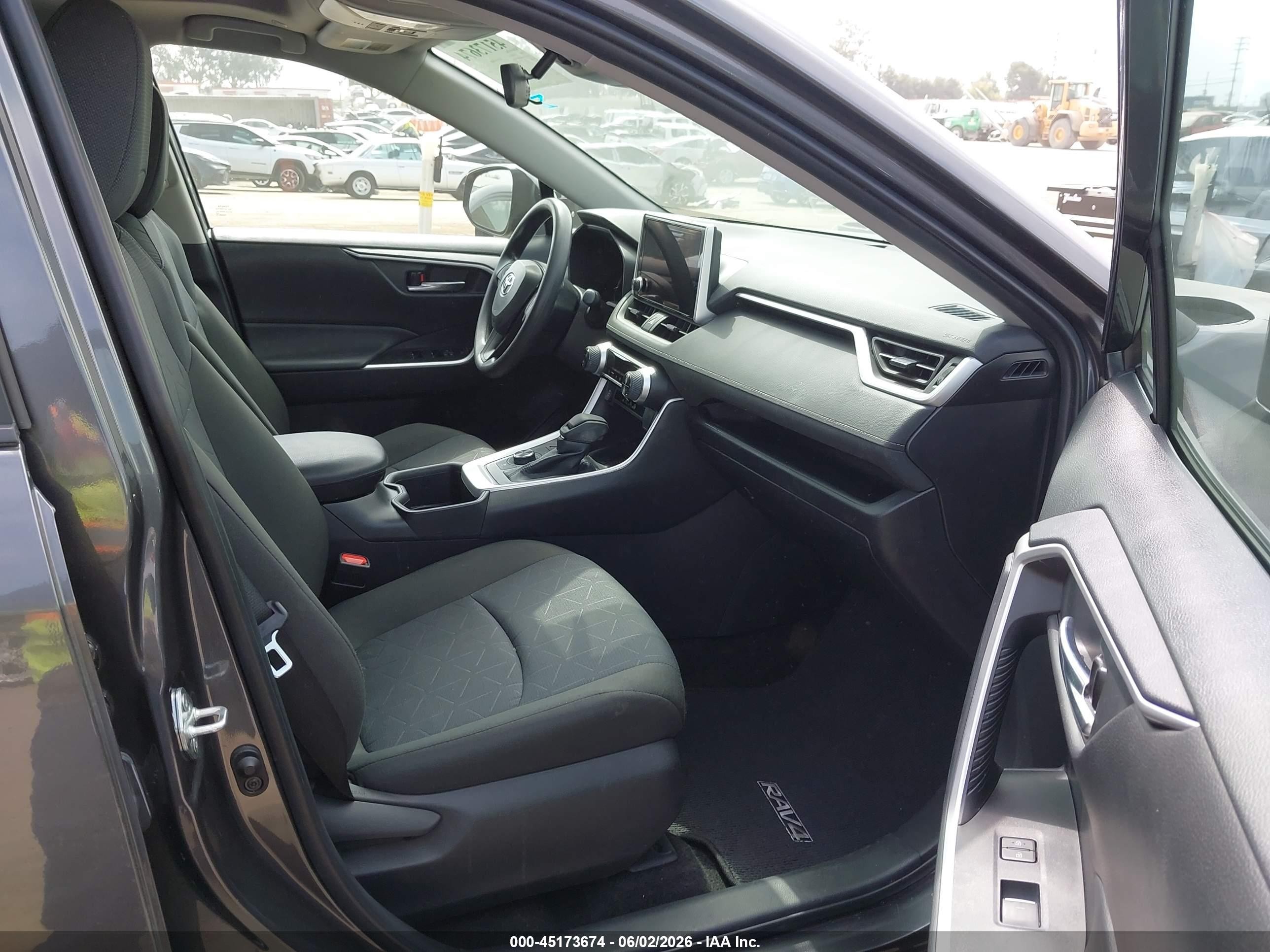 2024 Toyota Rav4 Hybrid Xle Gray vin: 4T3RWRFV2RU149743