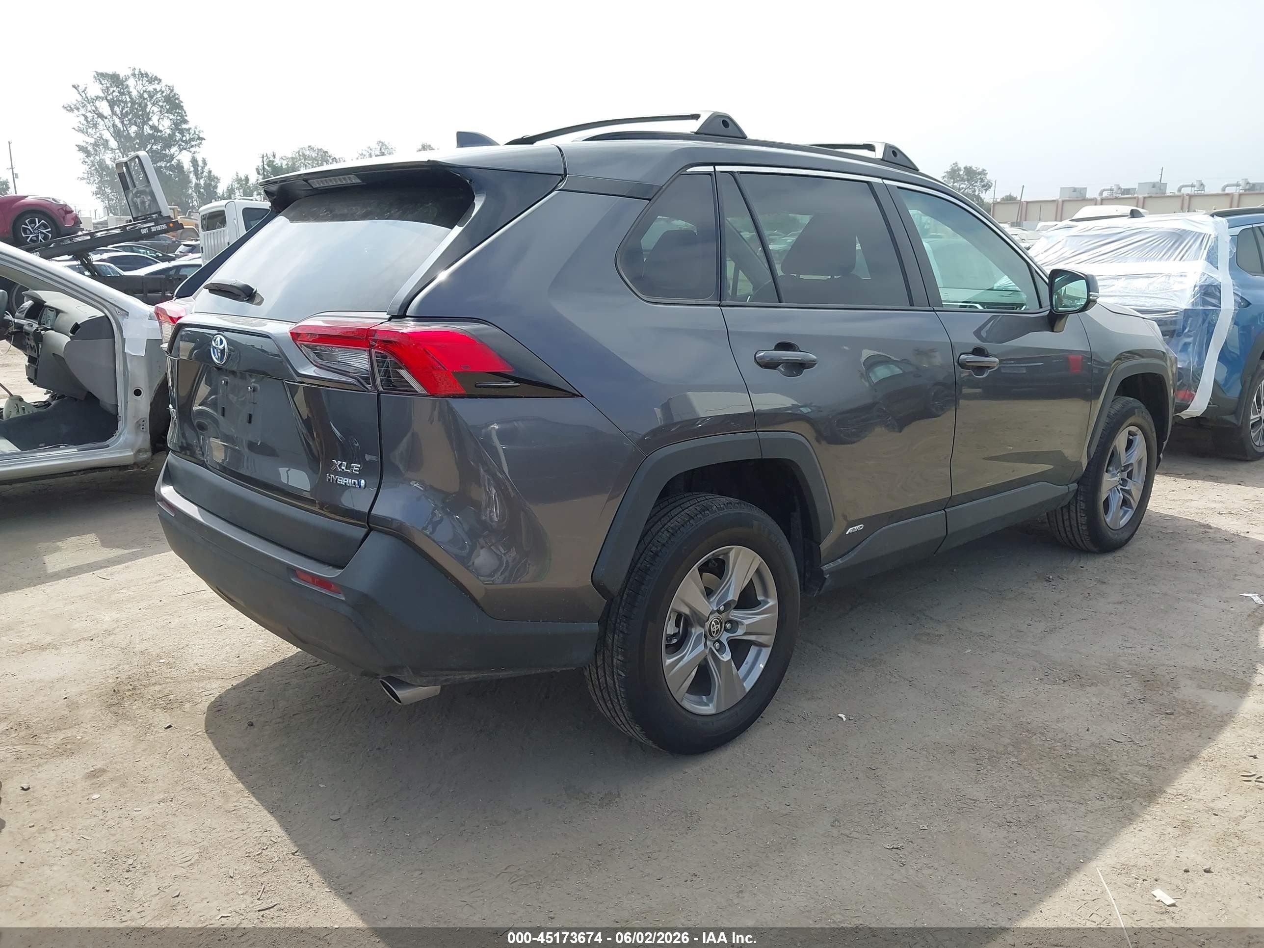 2024 Toyota Rav4 Hybrid Xle Gray vin: 4T3RWRFV2RU149743