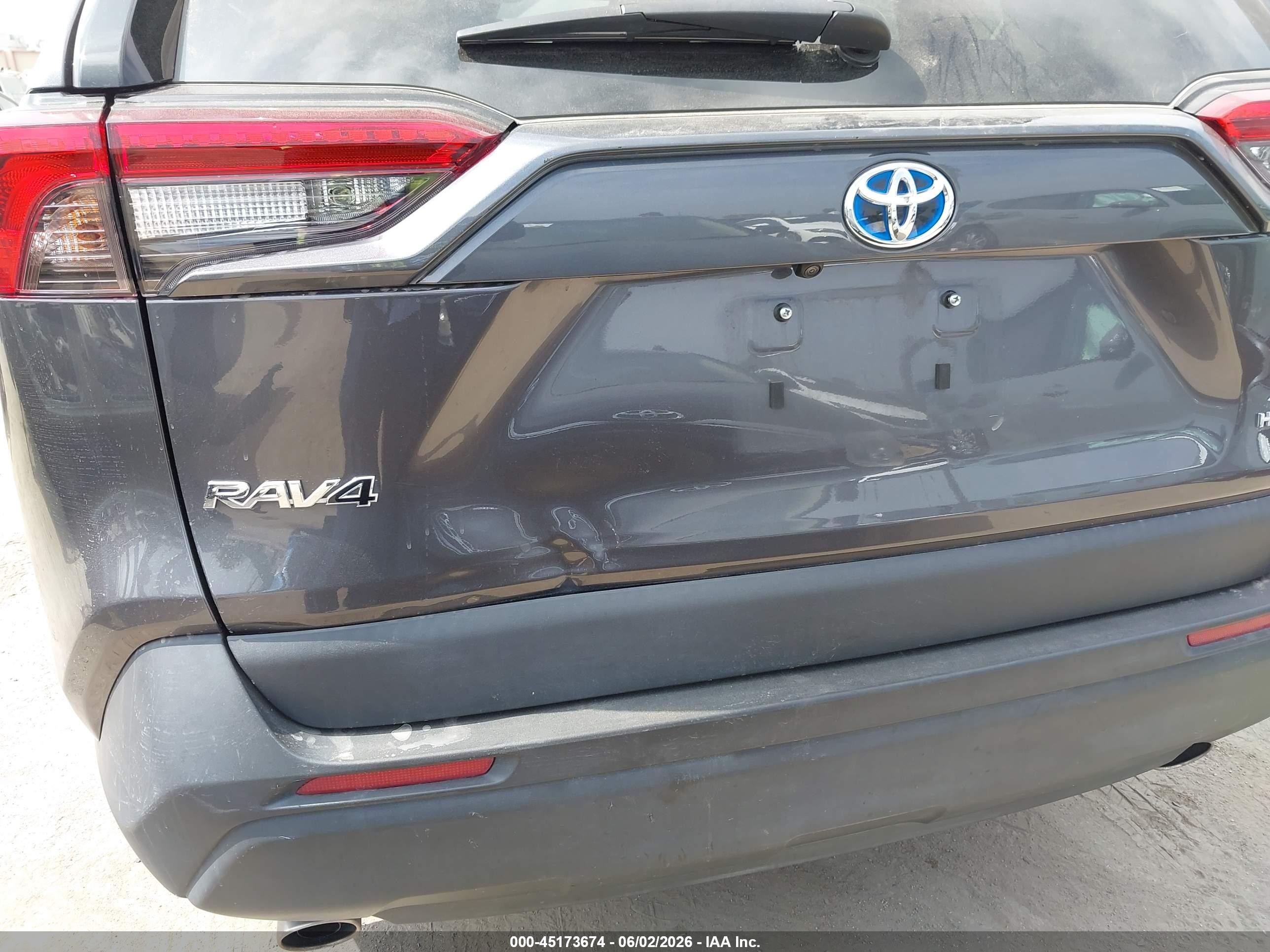2024 Toyota Rav4 Hybrid Xle Gray vin: 4T3RWRFV2RU149743