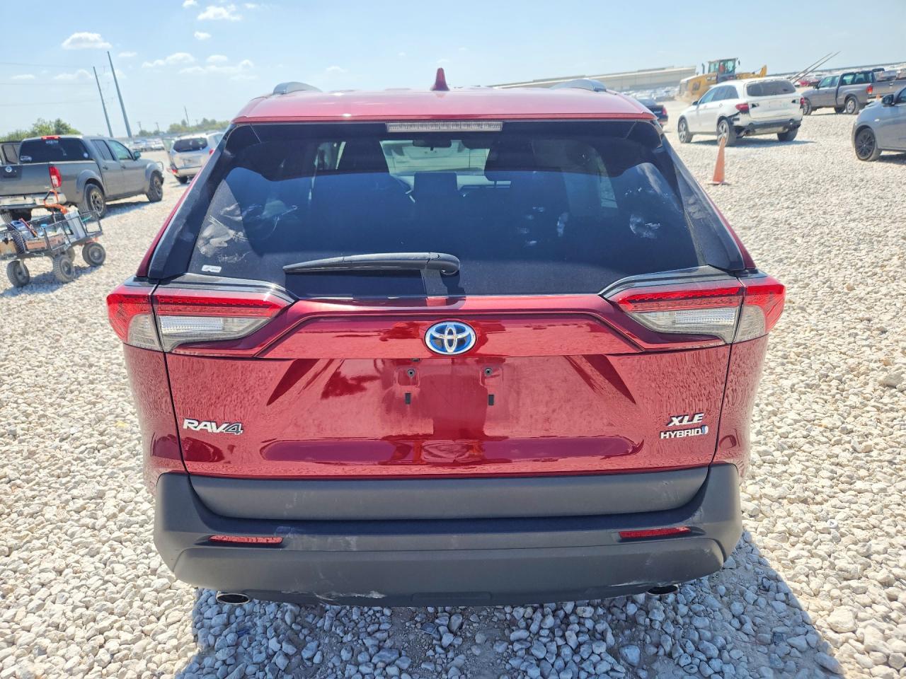2022 Toyota Rav4 Xle Red vin: 4T3RWRFV3NU056532