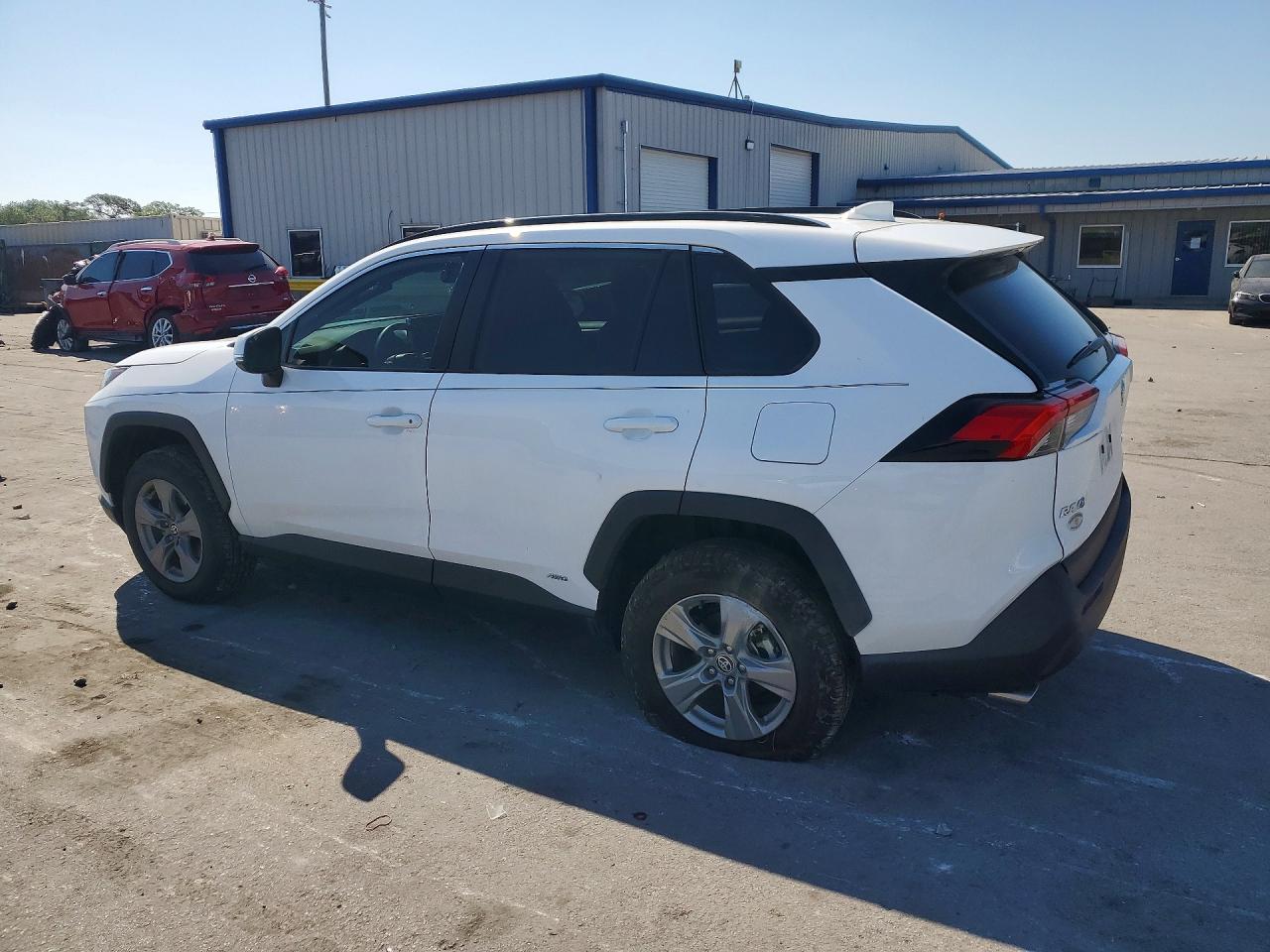 2025 Toyota Rav4 Hybrid Xle White vin: 4T3RWRFV5SU205423