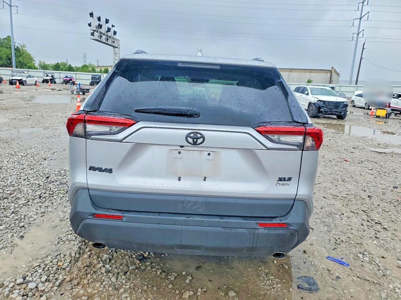 2025 Toyota Rav4 Hybrid Xle Silver vin: 4T3RWRFV7SU187264