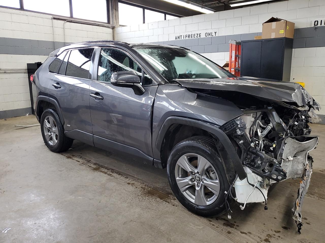 2022 Toyota Rav4 Hybrid Xle Gray vin: 4T3RWRFVXNU060464 Damage: Right Front Door, Dent(S) W/ Paint Dmg, 9 To 10 Inches