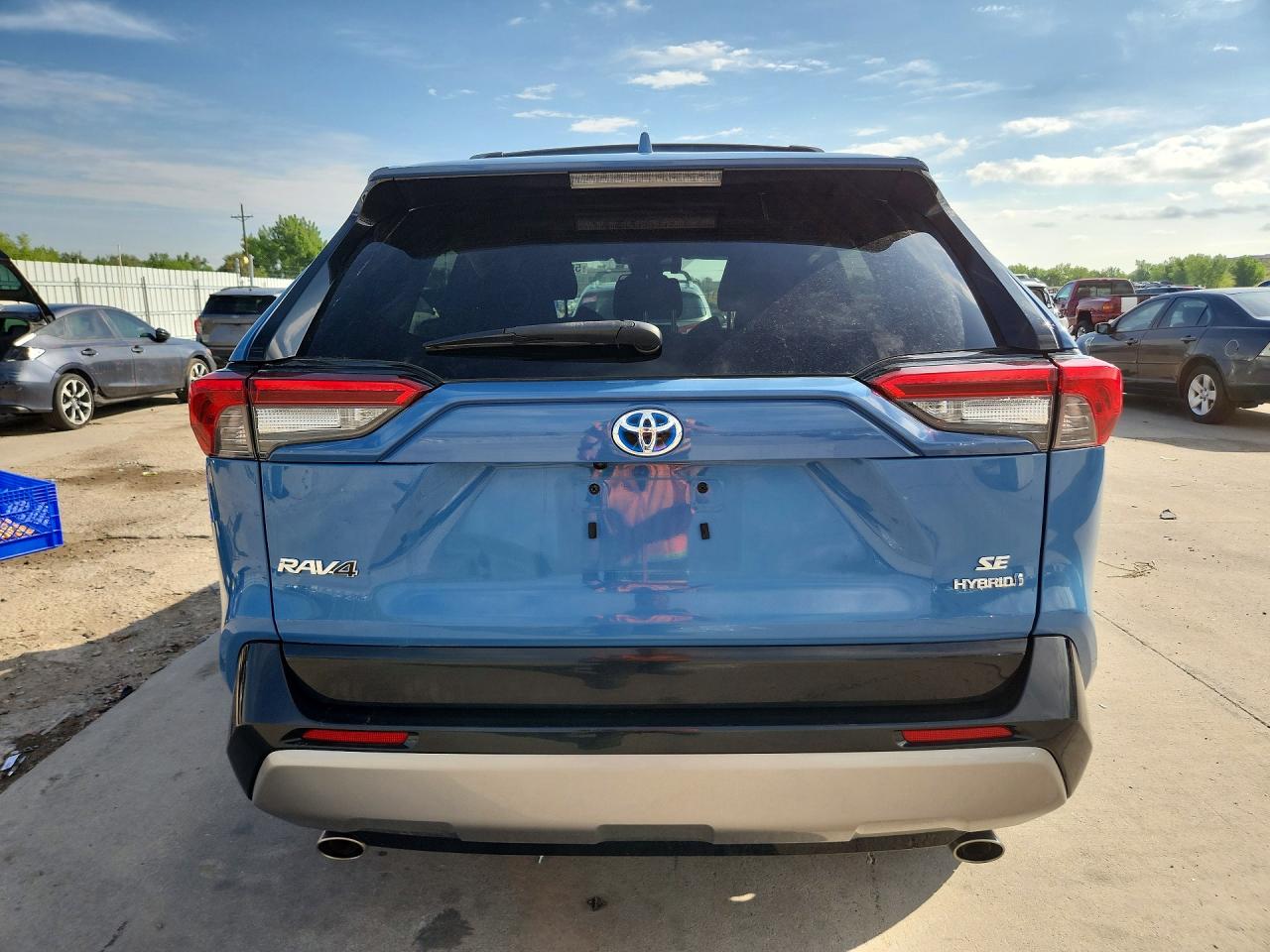 2022 Toyota Rav4 Se Blue vin: 4T3T6RFV0NU070491