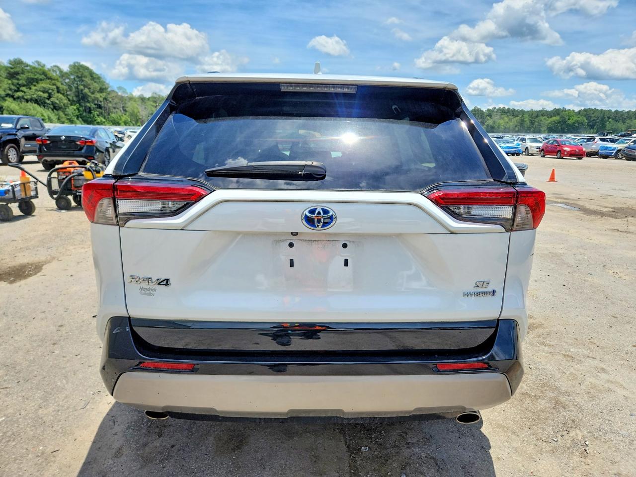 2024 Toyota Rav4 Se White vin: 4T3T6RFV4RU141942