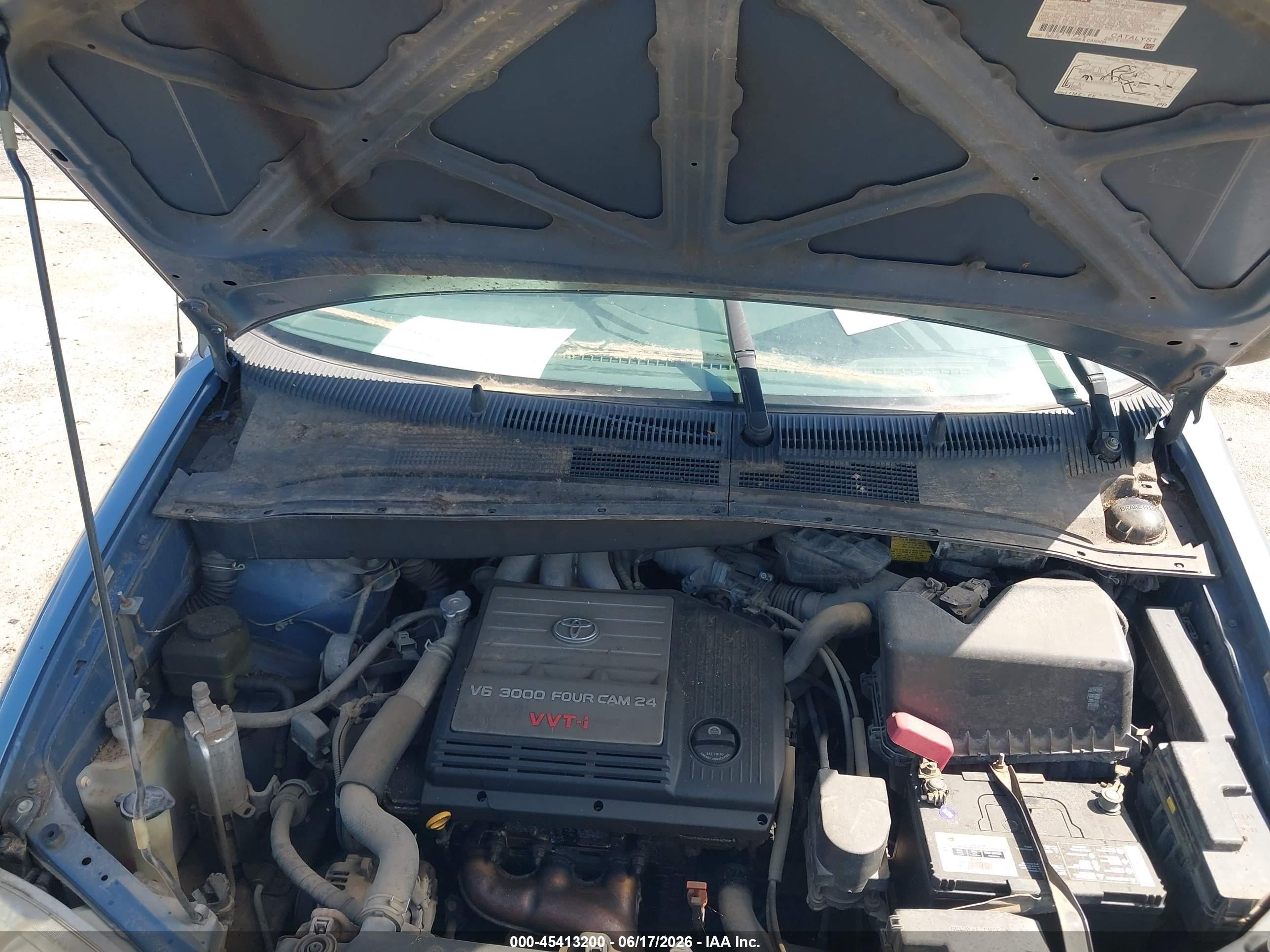 2003 Toyota Sienna   Light Blue vin: 4T3VF19C13U549117