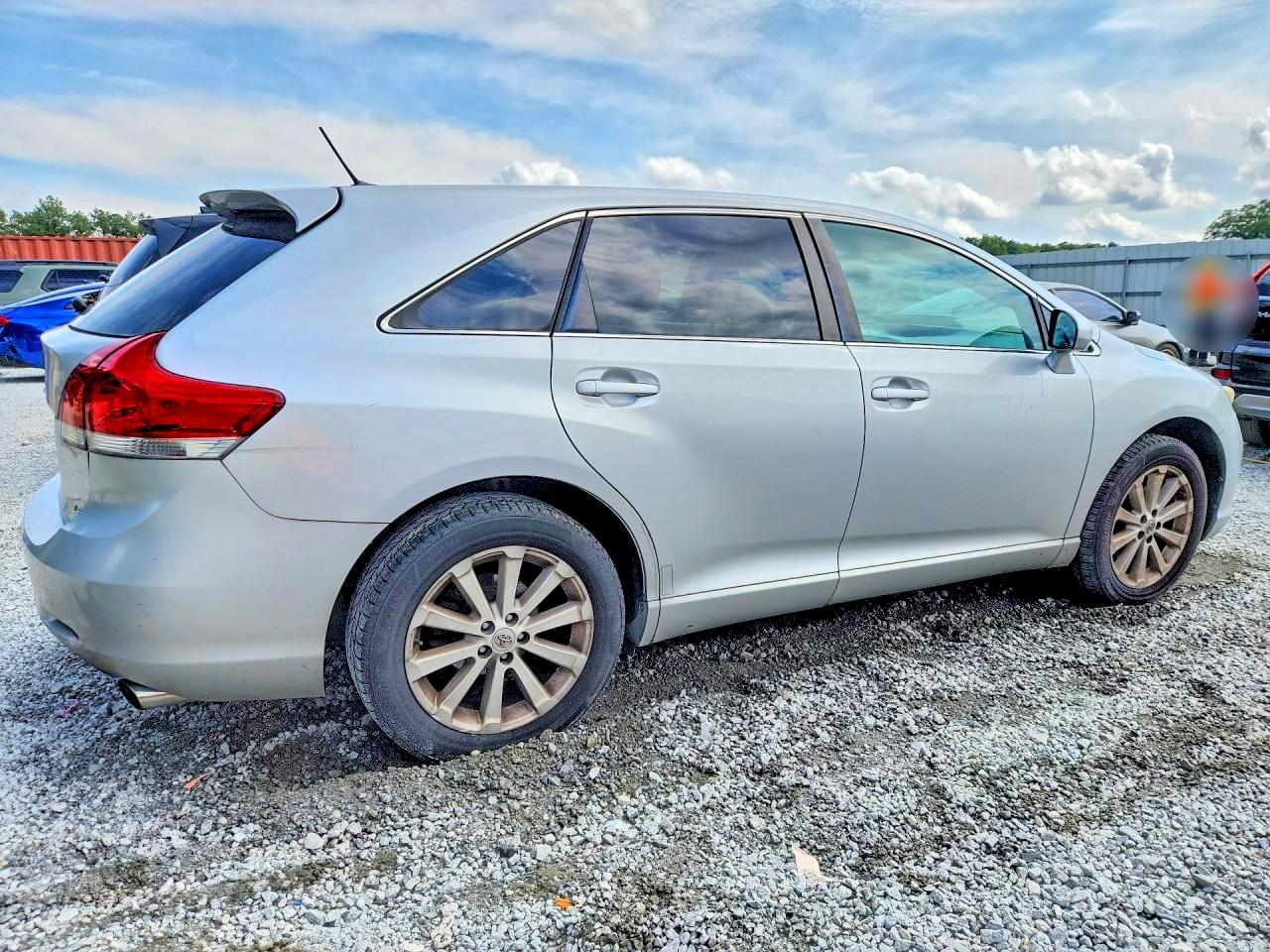 2012 Toyota Venza Le Silver vin: 4T3ZA3BB0CU057058