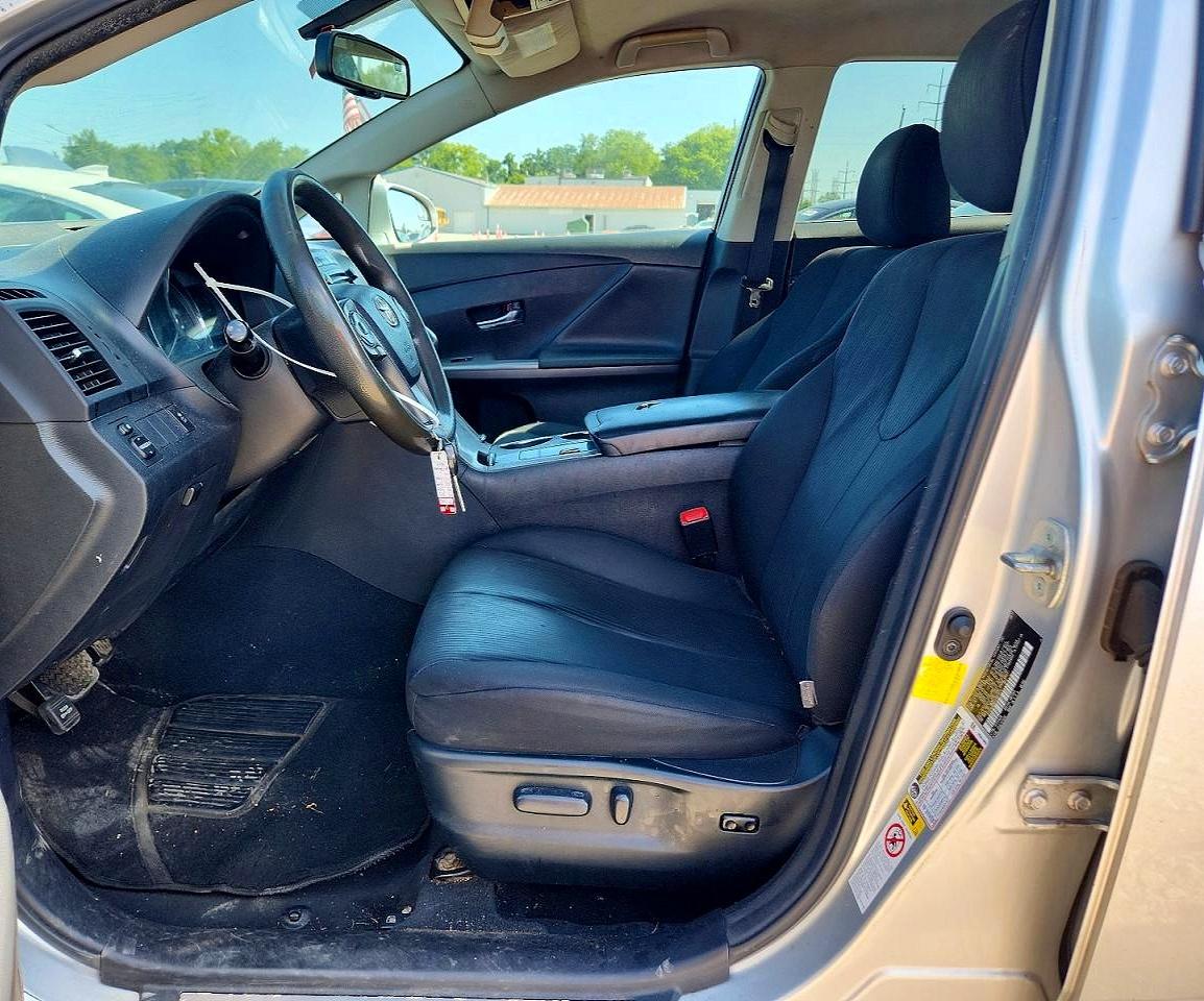 2013 Toyota Venza Le Silver vin: 4T3ZA3BB0DU067073