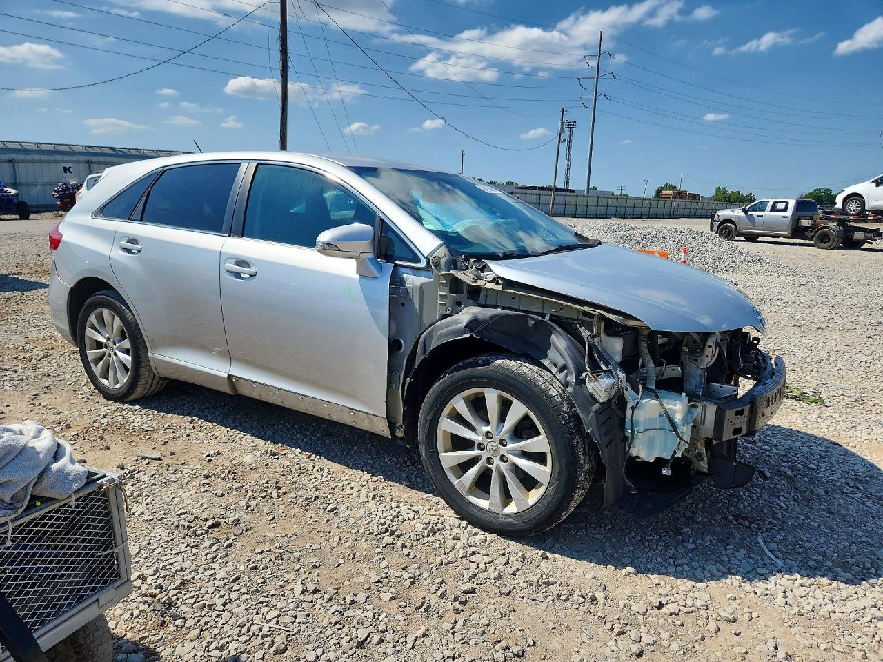 2013 Toyota Venza Le Silver vin: 4T3ZA3BB0DU067073