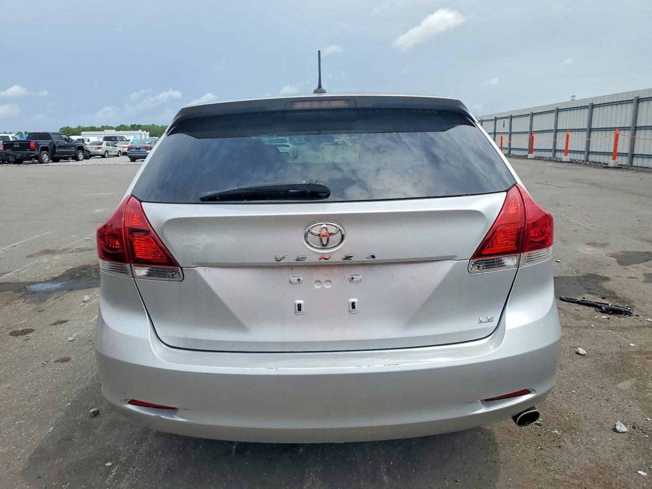 2013 Toyota Venza Le Silver vin: 4T3ZA3BB0DU070720