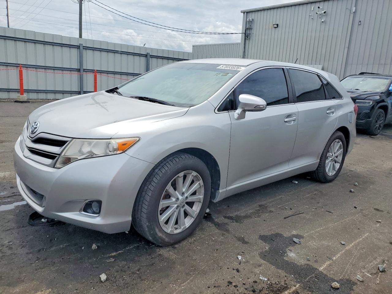 2013 Toyota Venza Le Silver vin: 4T3ZA3BB0DU070720