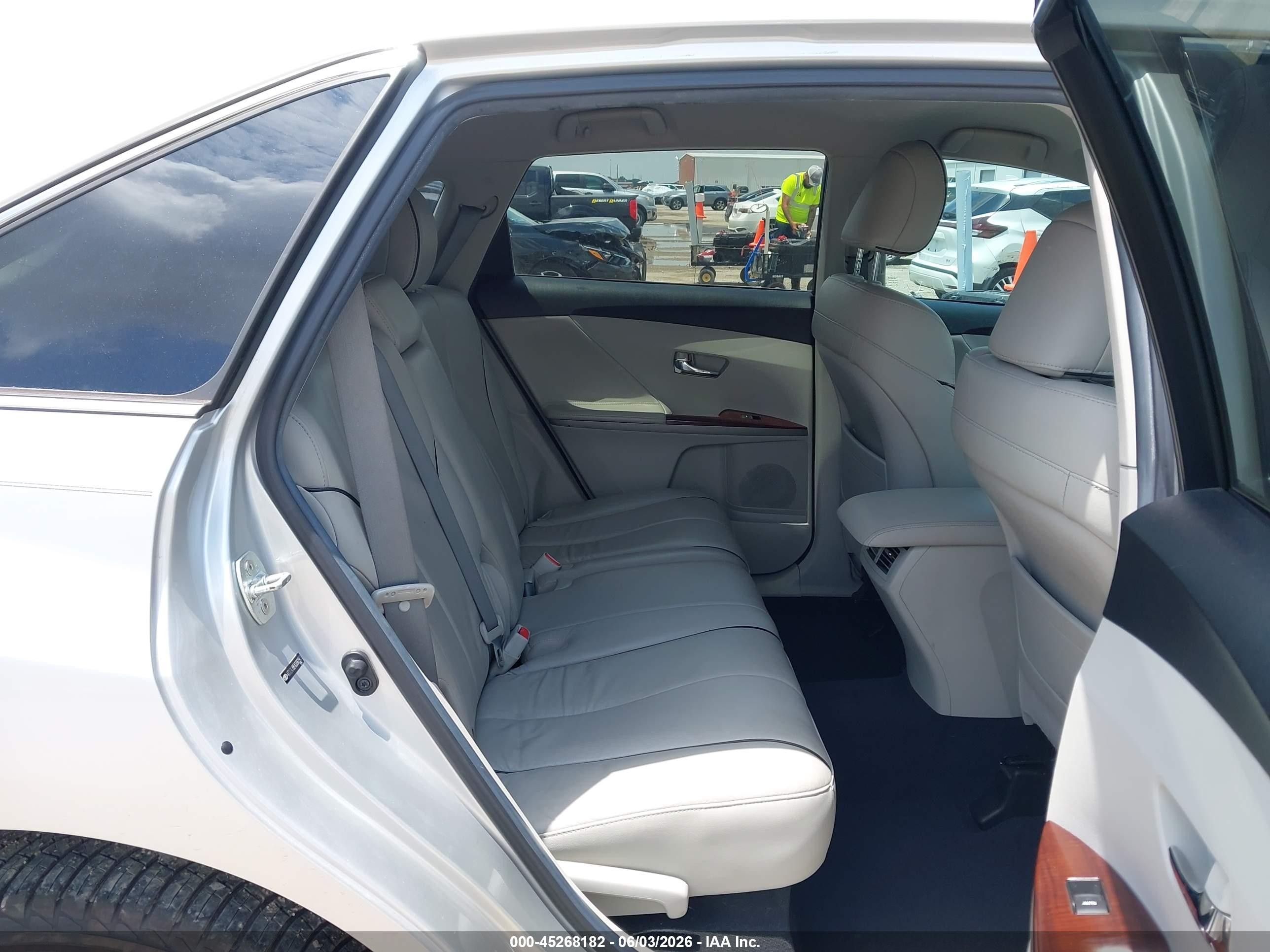 2012 Toyota Venza Xle Silver vin: 4T3ZA3BB1CU062947