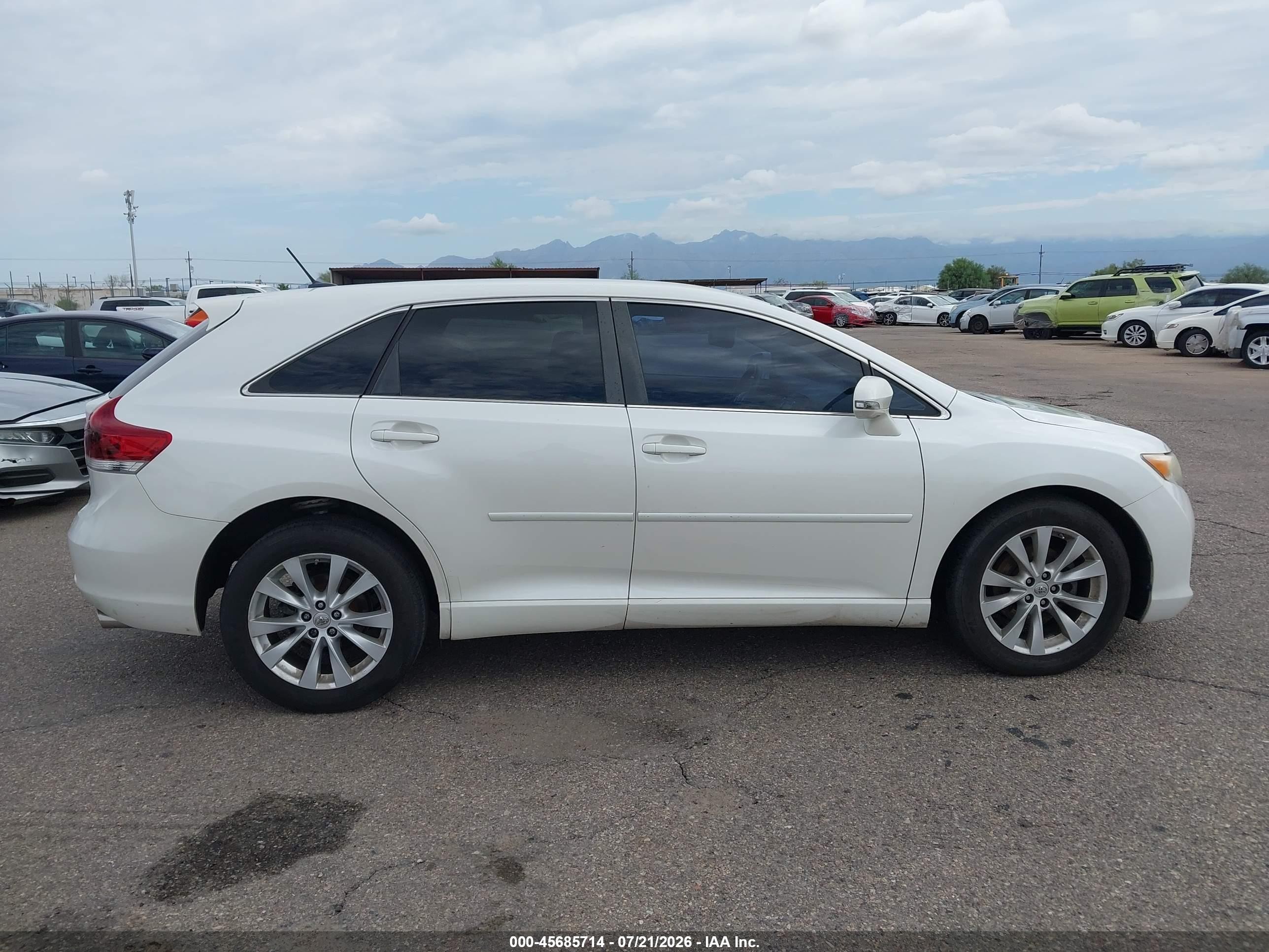2014 Toyota Venza Le White vin: 4T3ZA3BB1EU082277
