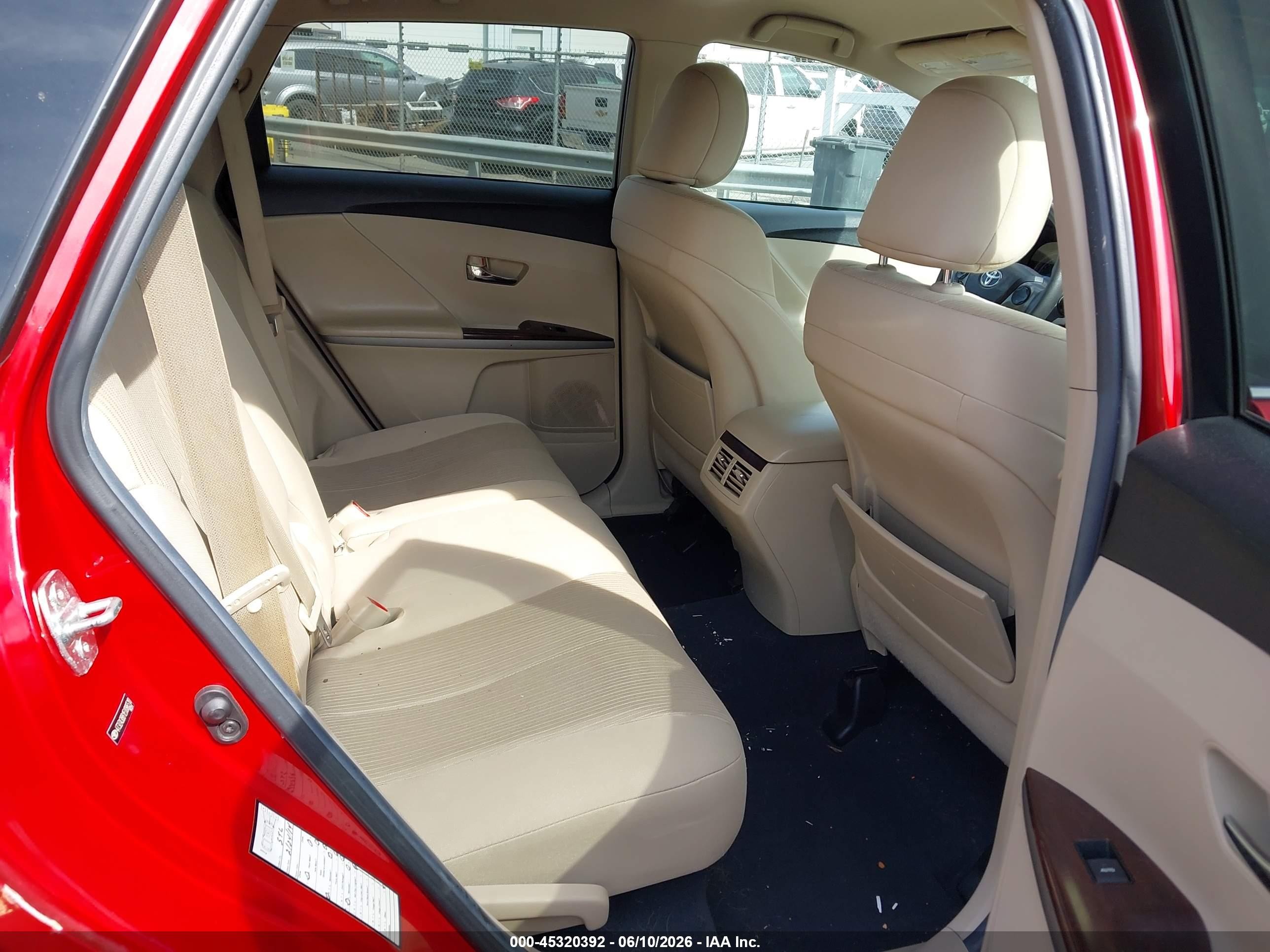 2014 Toyota Venza Le Красный vin: 4T3ZA3BB1EU086510