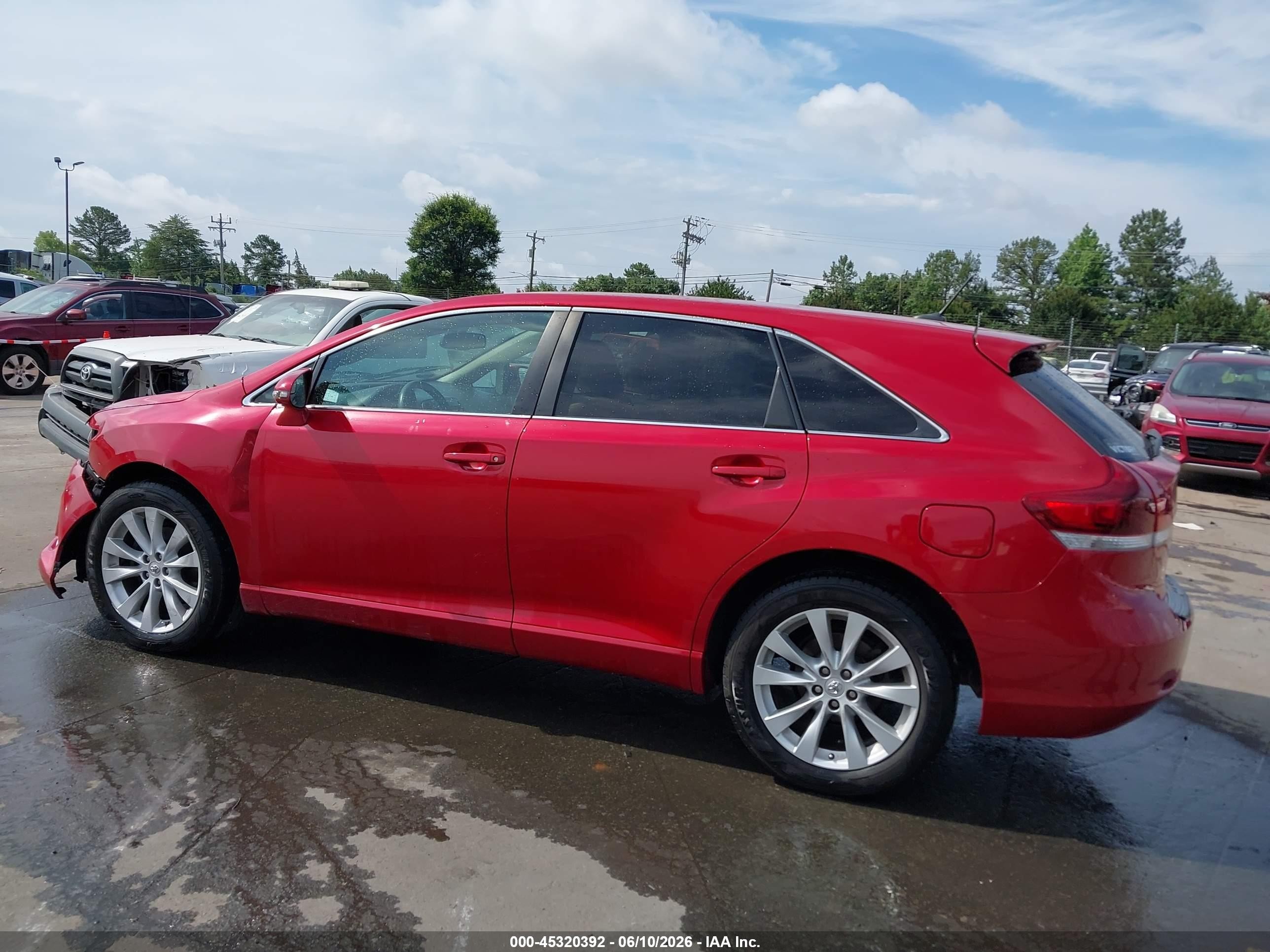 2014 Toyota Venza Le Красный vin: 4T3ZA3BB1EU086510