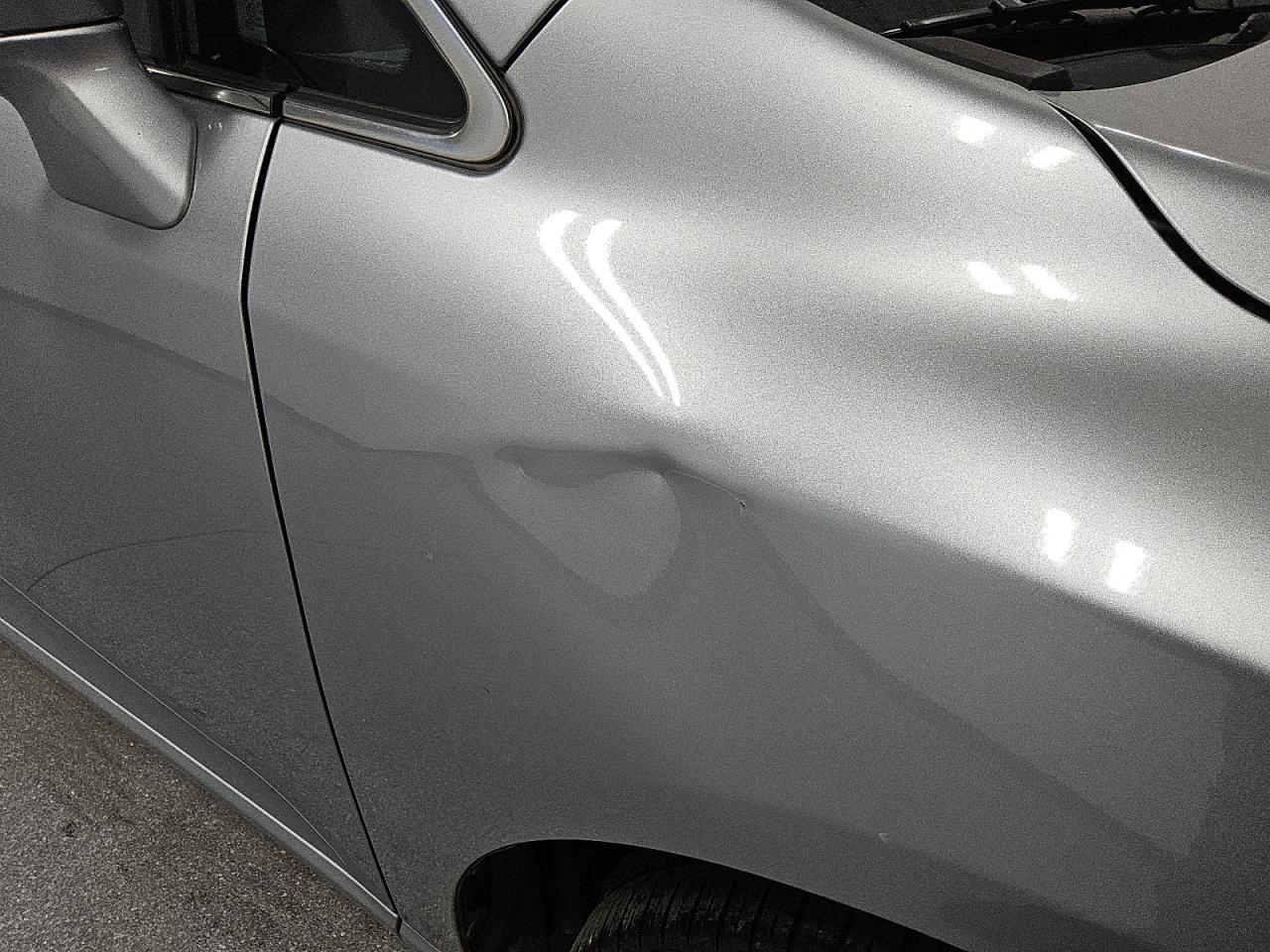 2015 Toyota Venza Le Silver vin: 4T3ZA3BB1FU094494 Damage: Right Front Fender, Dent(S) W/ Paint Dmg, 3 To 4 Inches