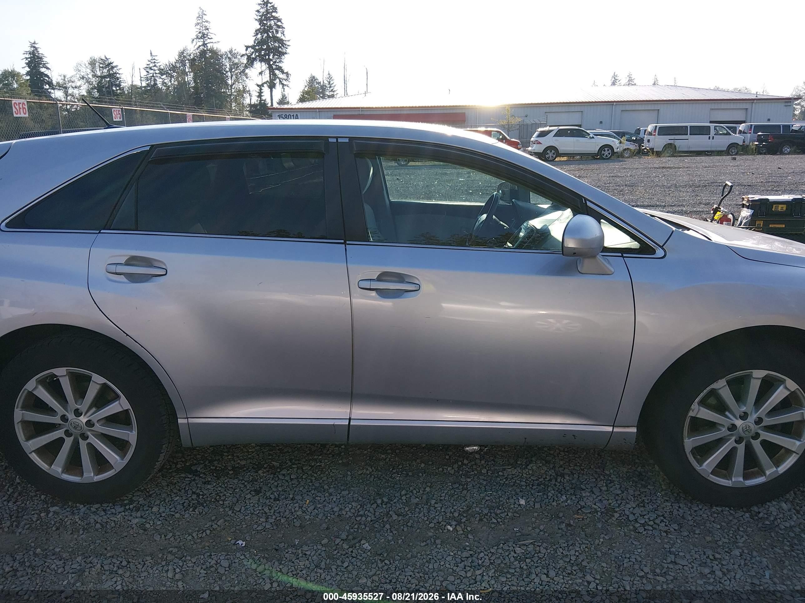2011 Toyota Venza   Серебряный vin: 4T3ZA3BB3BU049860