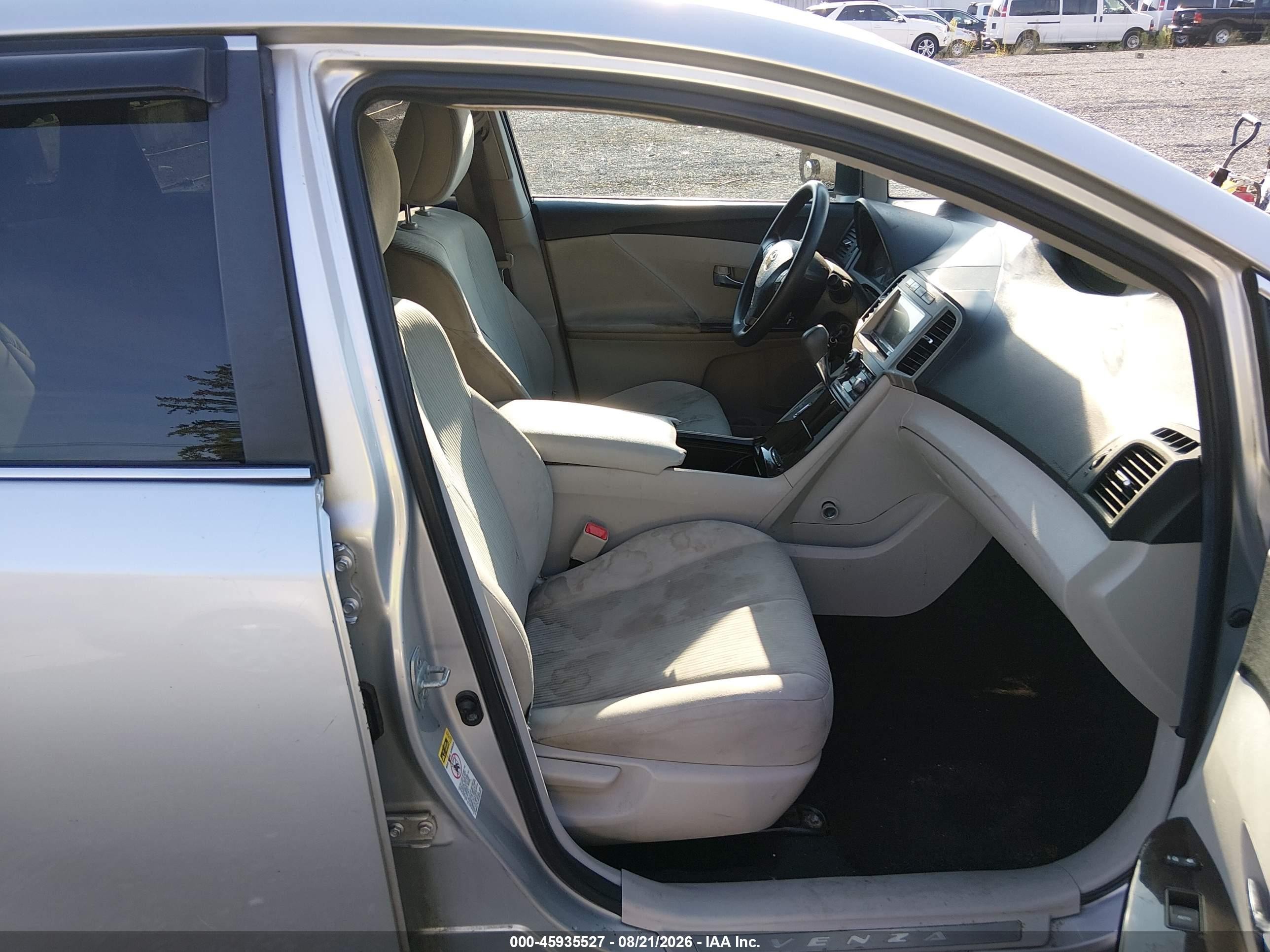 2011 Toyota Venza   Серебряный vin: 4T3ZA3BB3BU049860
