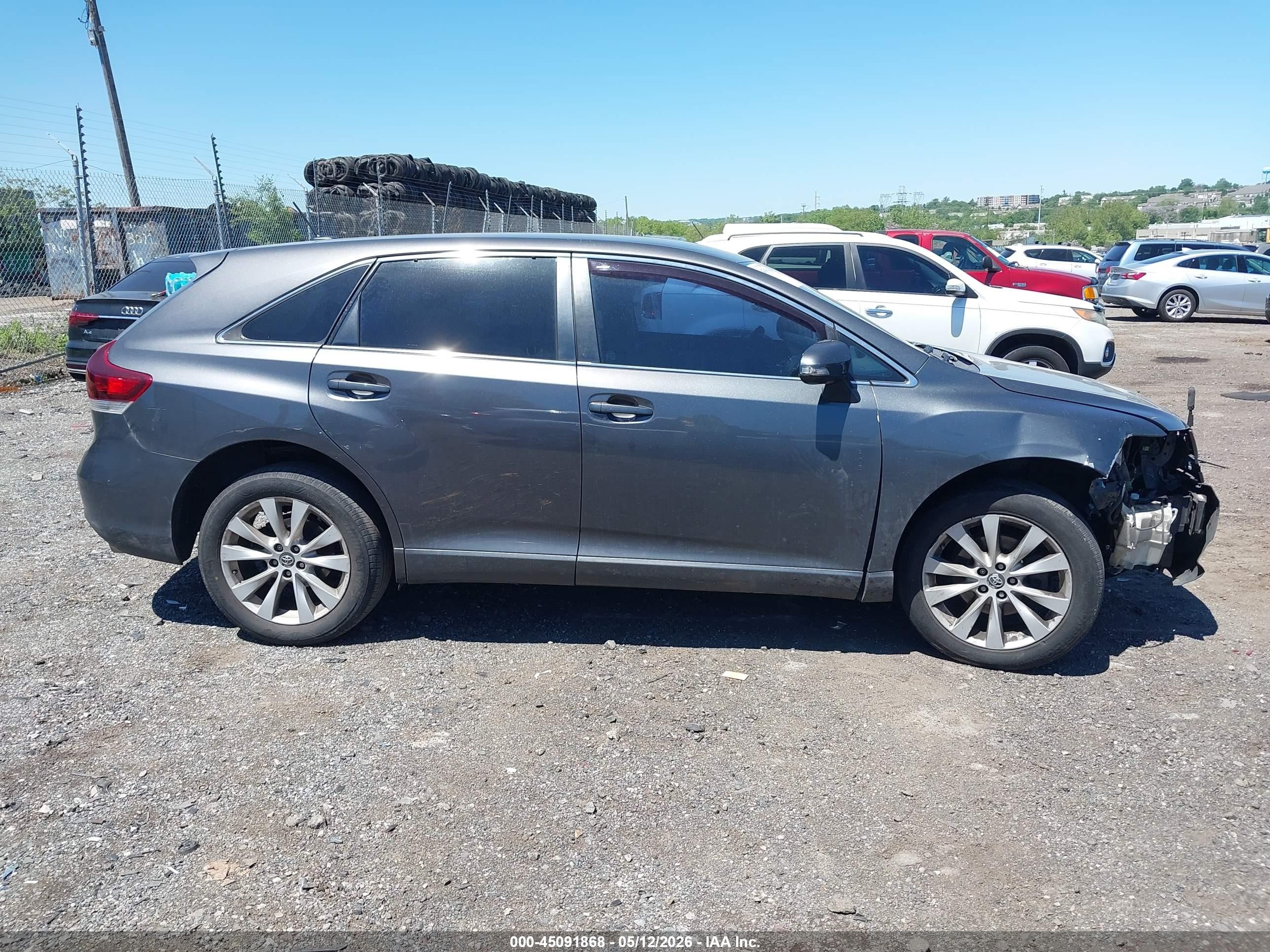 2013 Toyota Venza Le Gray vin: 4T3ZA3BB3DU073532