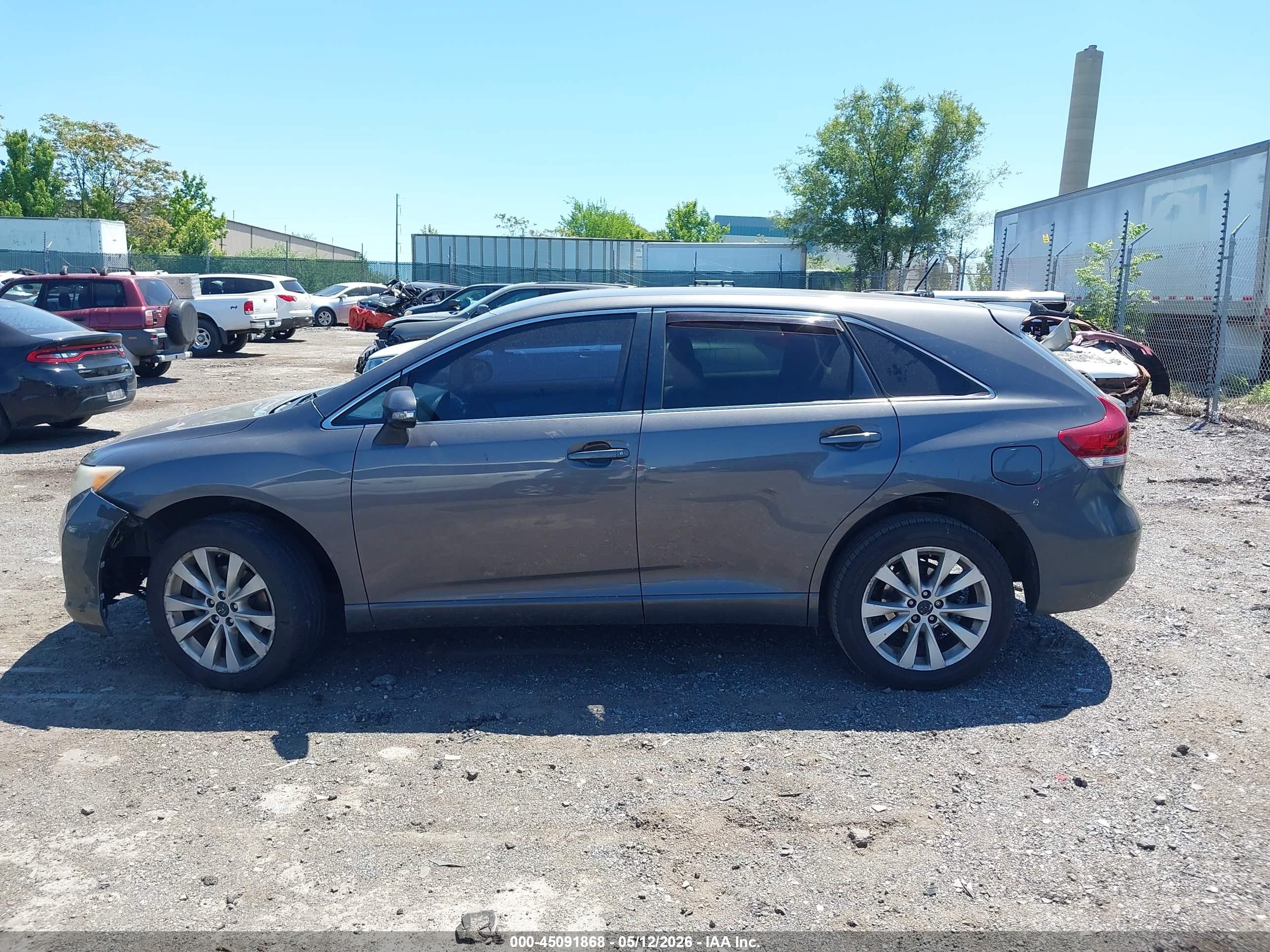 2013 Toyota Venza Le Gray vin: 4T3ZA3BB3DU073532