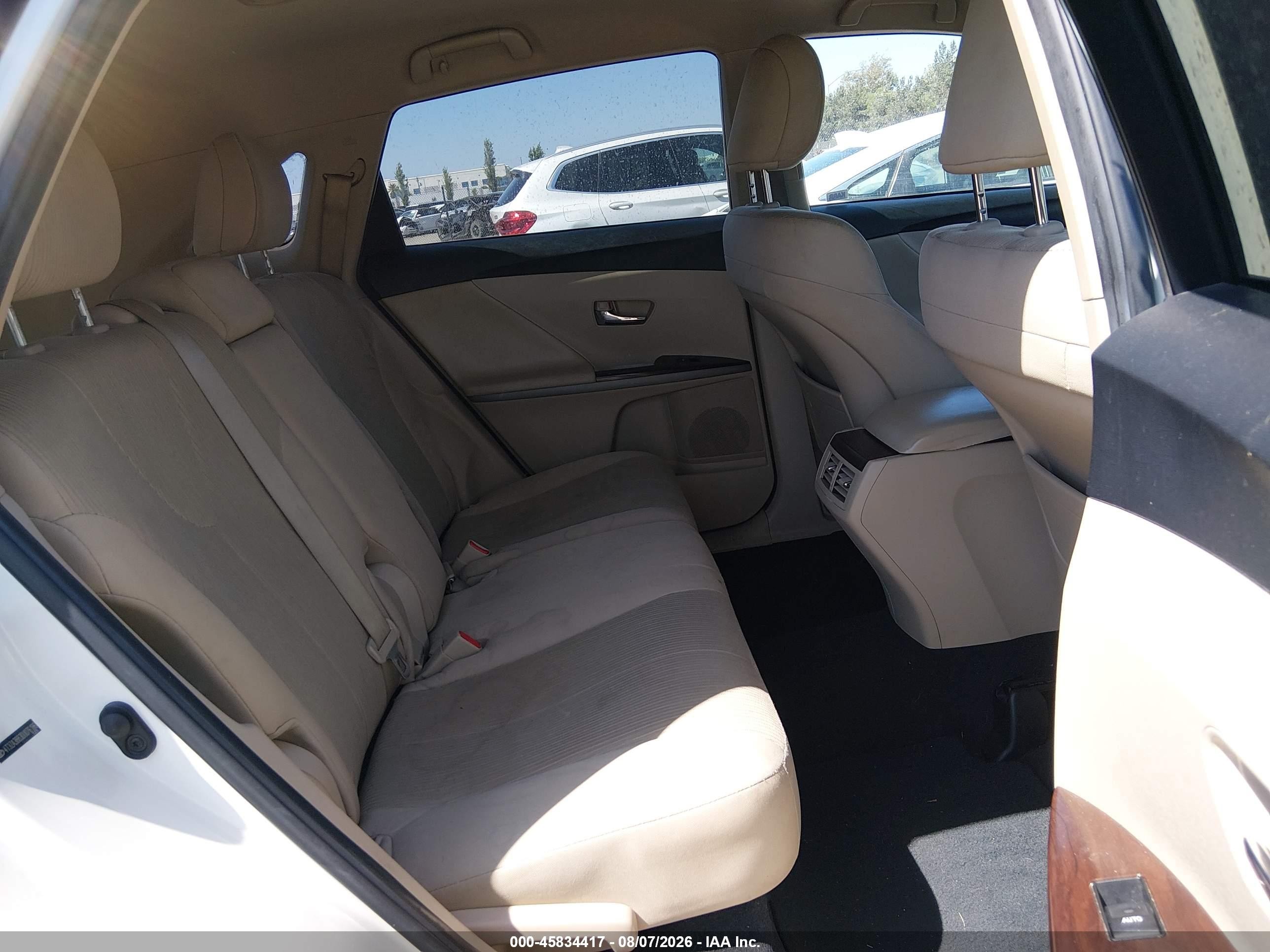 2013 Toyota Venza Le White vin: 4T3ZA3BB3DU076186