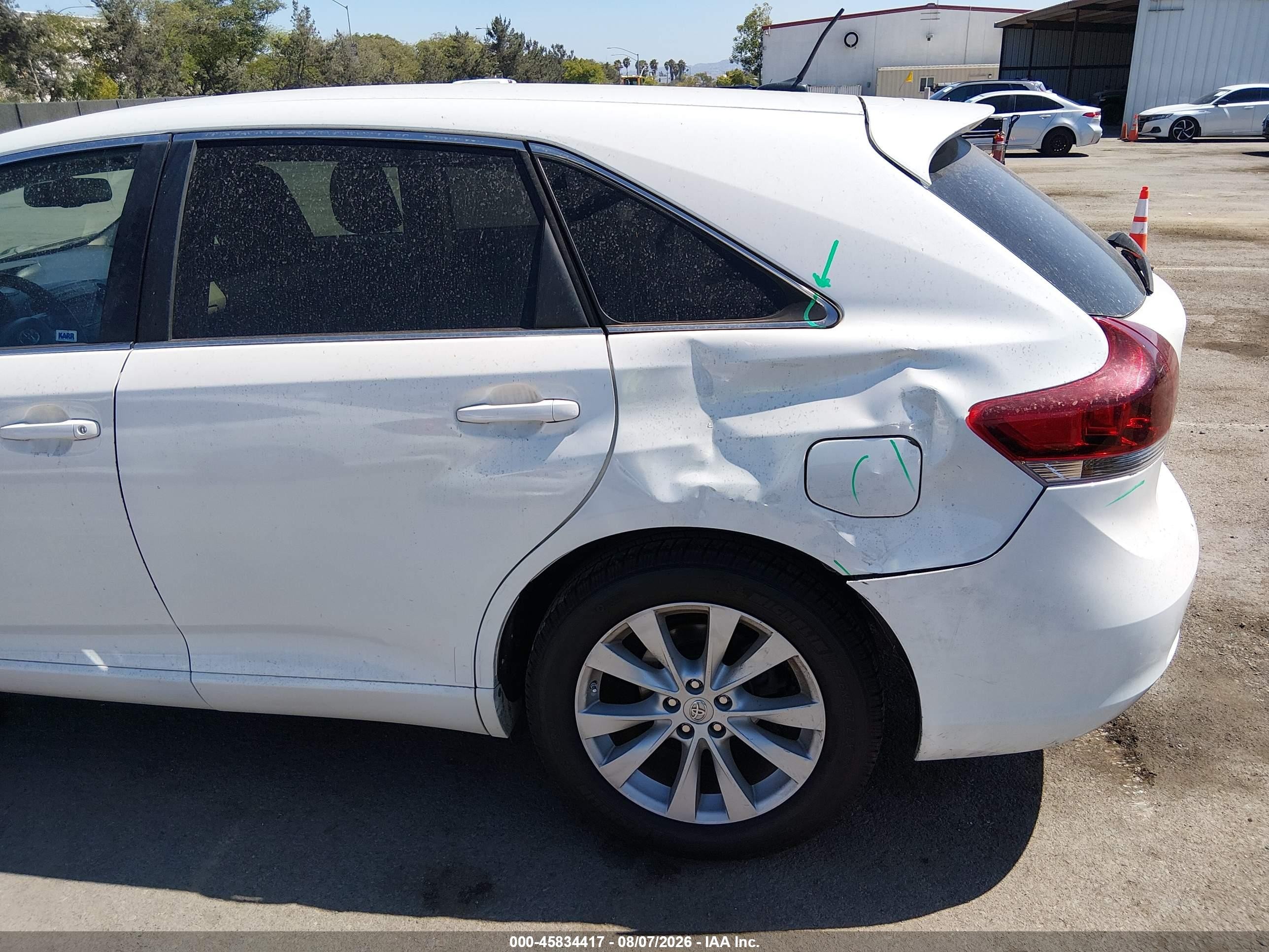 2013 Toyota Venza Le White vin: 4T3ZA3BB3DU076186