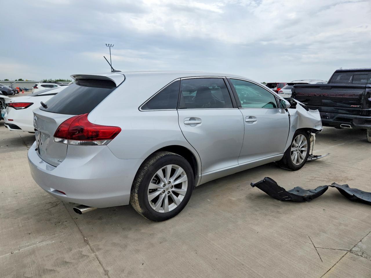 2013 Toyota Venza Le Silver vin: 4T3ZA3BB3DU079492