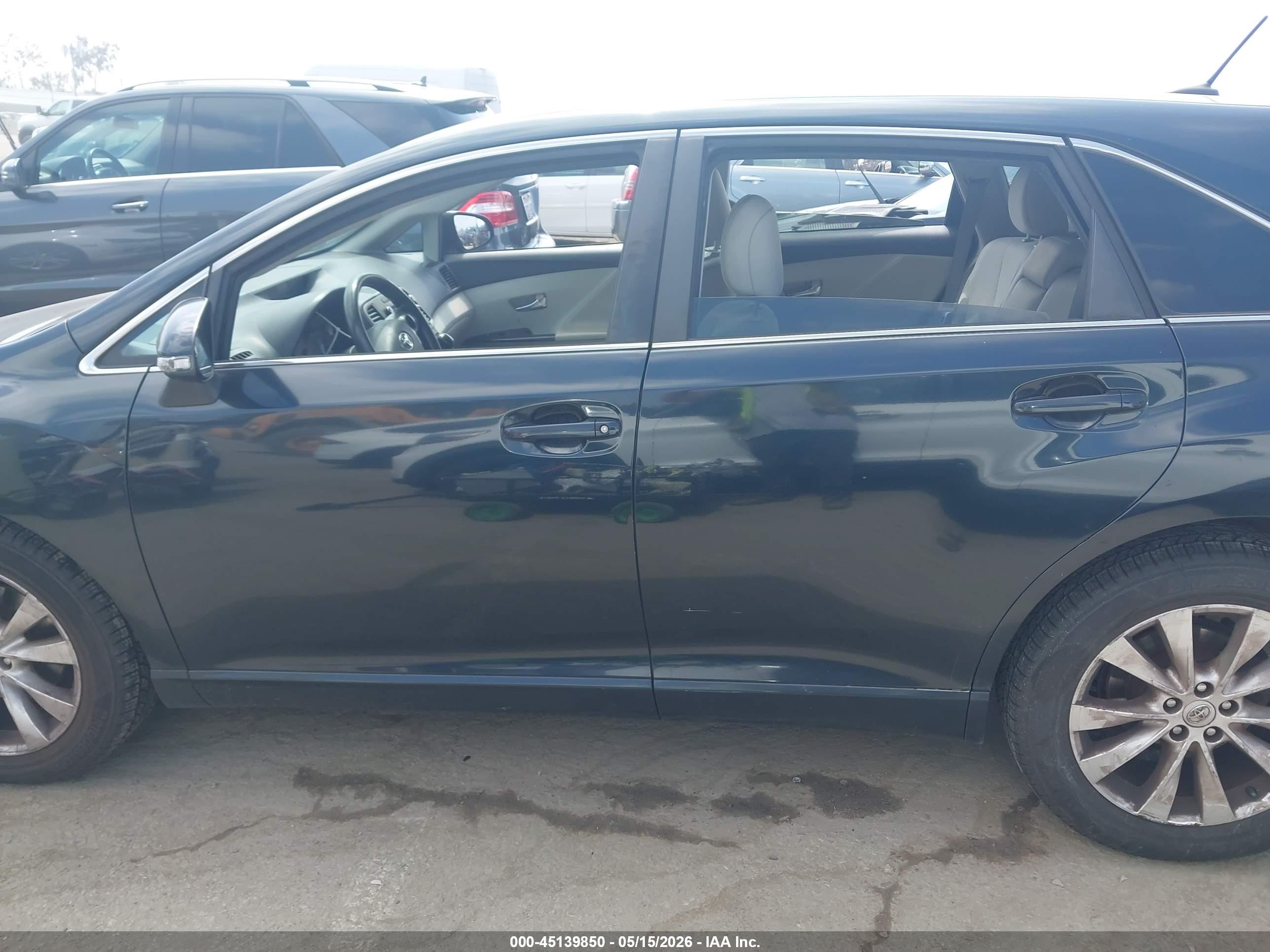 2014 Toyota Venza Le Black vin: 4T3ZA3BB3EU081874