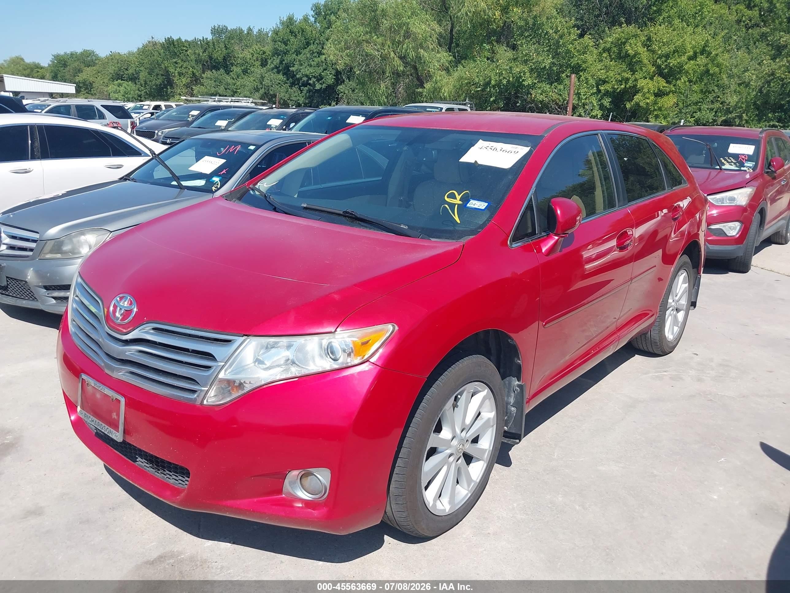 2010 Toyota Venza   Red vin: 4T3ZA3BB4AU032144