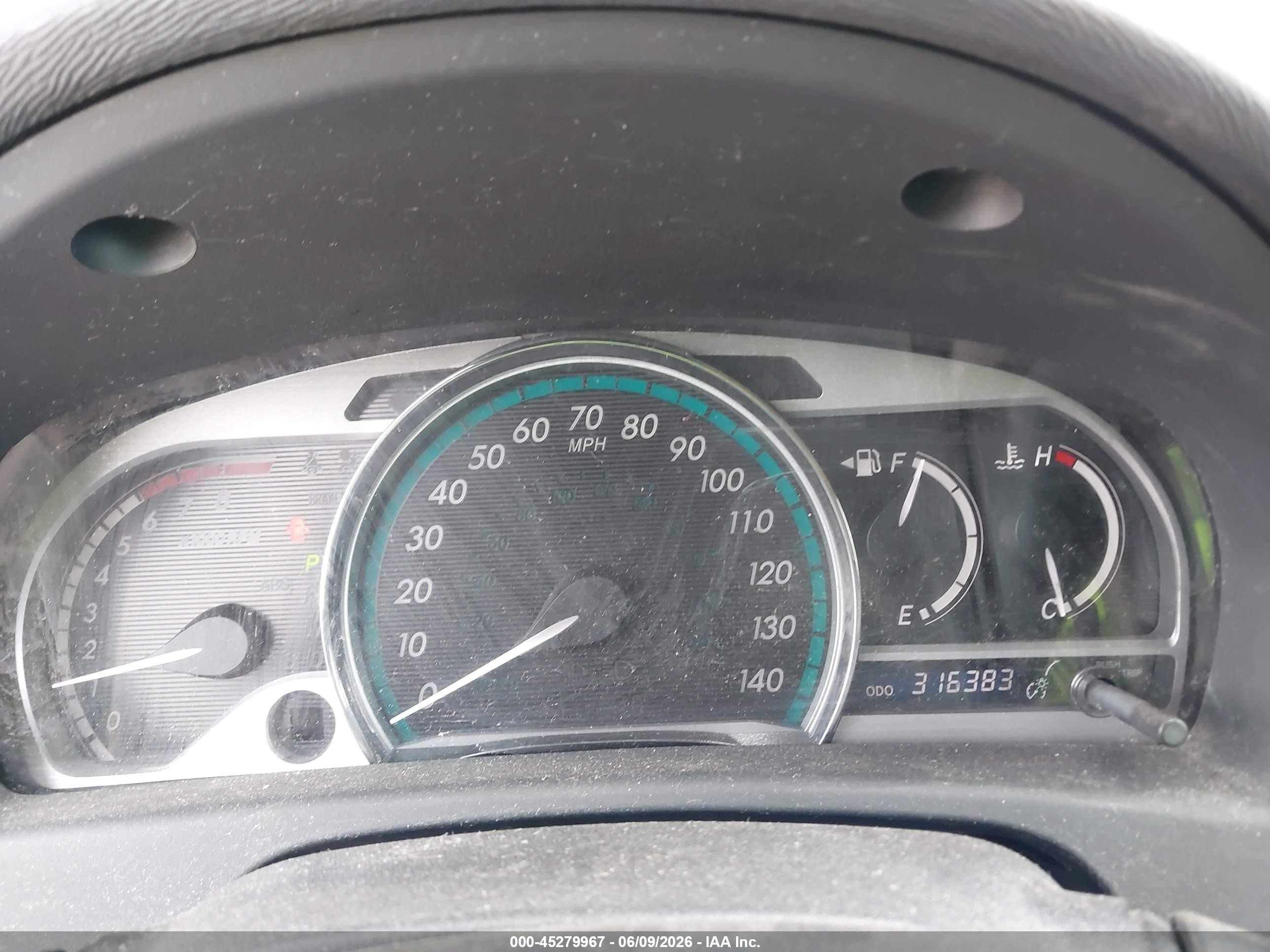 2010 Toyota Venza   Серебряный vin: 4T3ZA3BB4AU038039